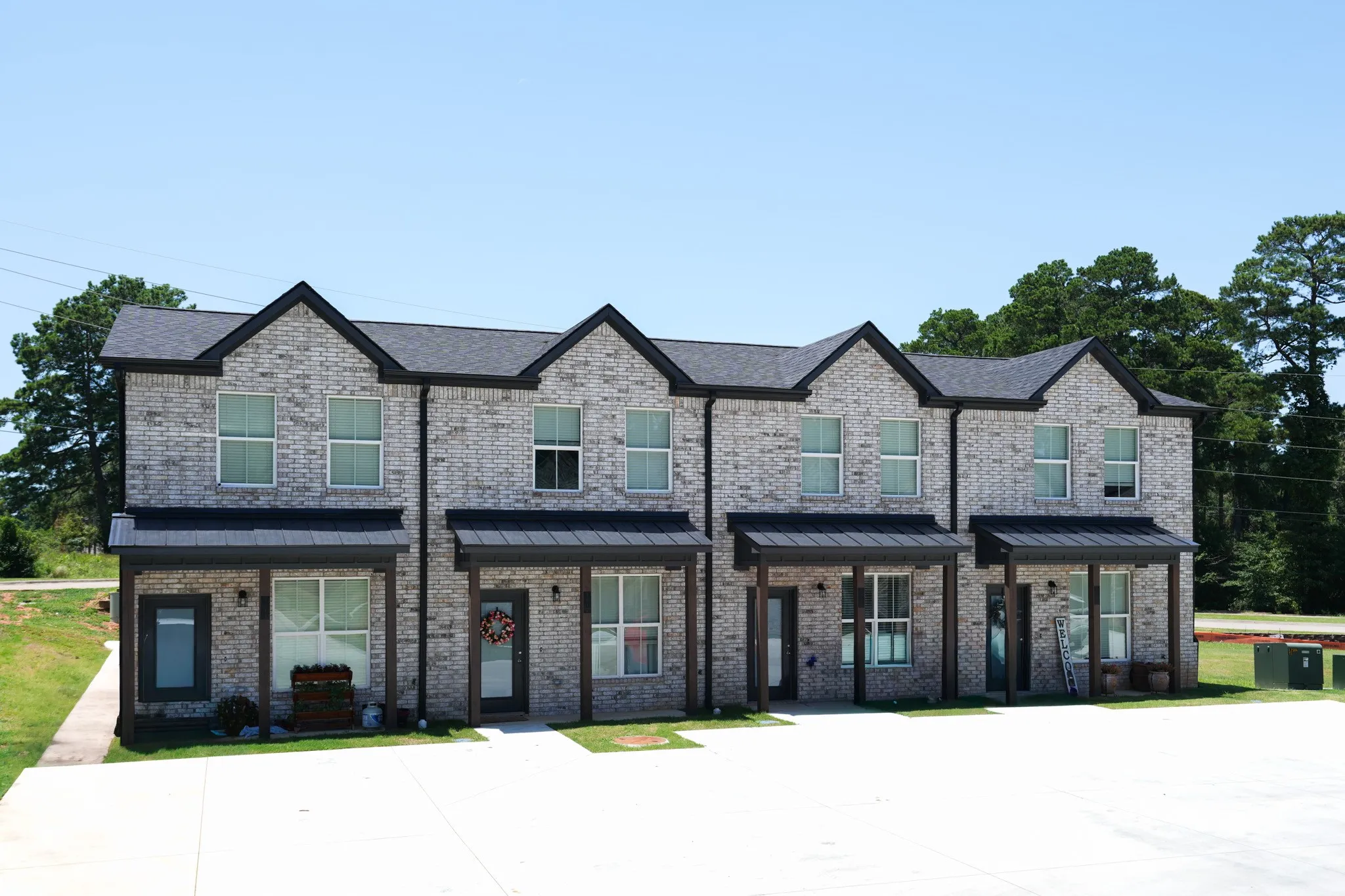 For Sale in Bowie County , TBD Lionel Avenue, Texarkana, Texas 75503, 2 Bedroom, 3 Bathroom, Garage spaces, 33,891 Sqft, built in 2026, New Construction - Incomplete, Price $5,395,000, mls#20861984, Real Estate Agent in Texarkana, Homes For Sale in Bowie county, Homes For Sale in Texarkana, Realtor in Texarkana Texas, Real Estate Brokerage Independent Realty Texas, Luminita Cordes Realtor