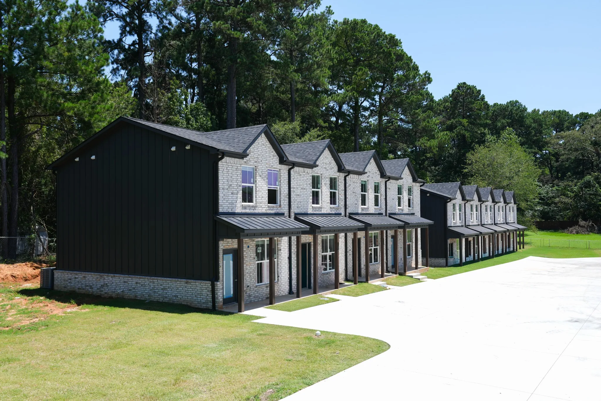 For Sale in Bowie County , TBD Lionel Avenue, Texarkana, Texas 75503, 2 Bedroom, 3 Bathroom, Garage spaces, 33,891 Sqft, built in 2026, New Construction - Incomplete, Price $5,395,000, mls#20861984, Real Estate Agent in Texarkana, Homes For Sale in Bowie county, Homes For Sale in Texarkana, Realtor in Texarkana Texas, Real Estate Brokerage Independent Realty Texas, Luminita Cordes Realtor