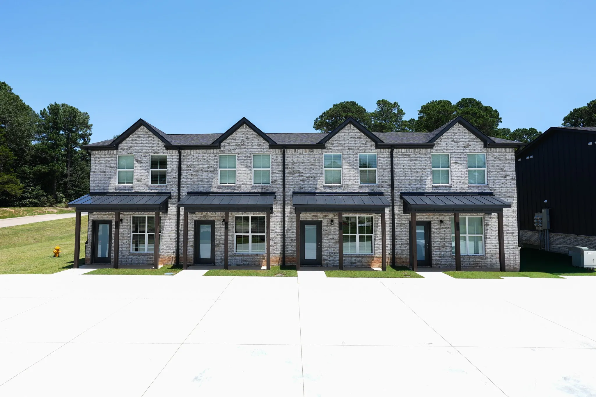 For Sale in Bowie County , TBD Lionel Avenue, Texarkana, Texas 75503, 2 Bedroom, 3 Bathroom, Garage spaces, 33,891 Sqft, built in 2026, New Construction - Incomplete, Price $5,395,000, mls#20861984, Real Estate Agent in Texarkana, Homes For Sale in Bowie county, Homes For Sale in Texarkana, Realtor in Texarkana Texas, Real Estate Brokerage Independent Realty Texas, Luminita Cordes Realtor