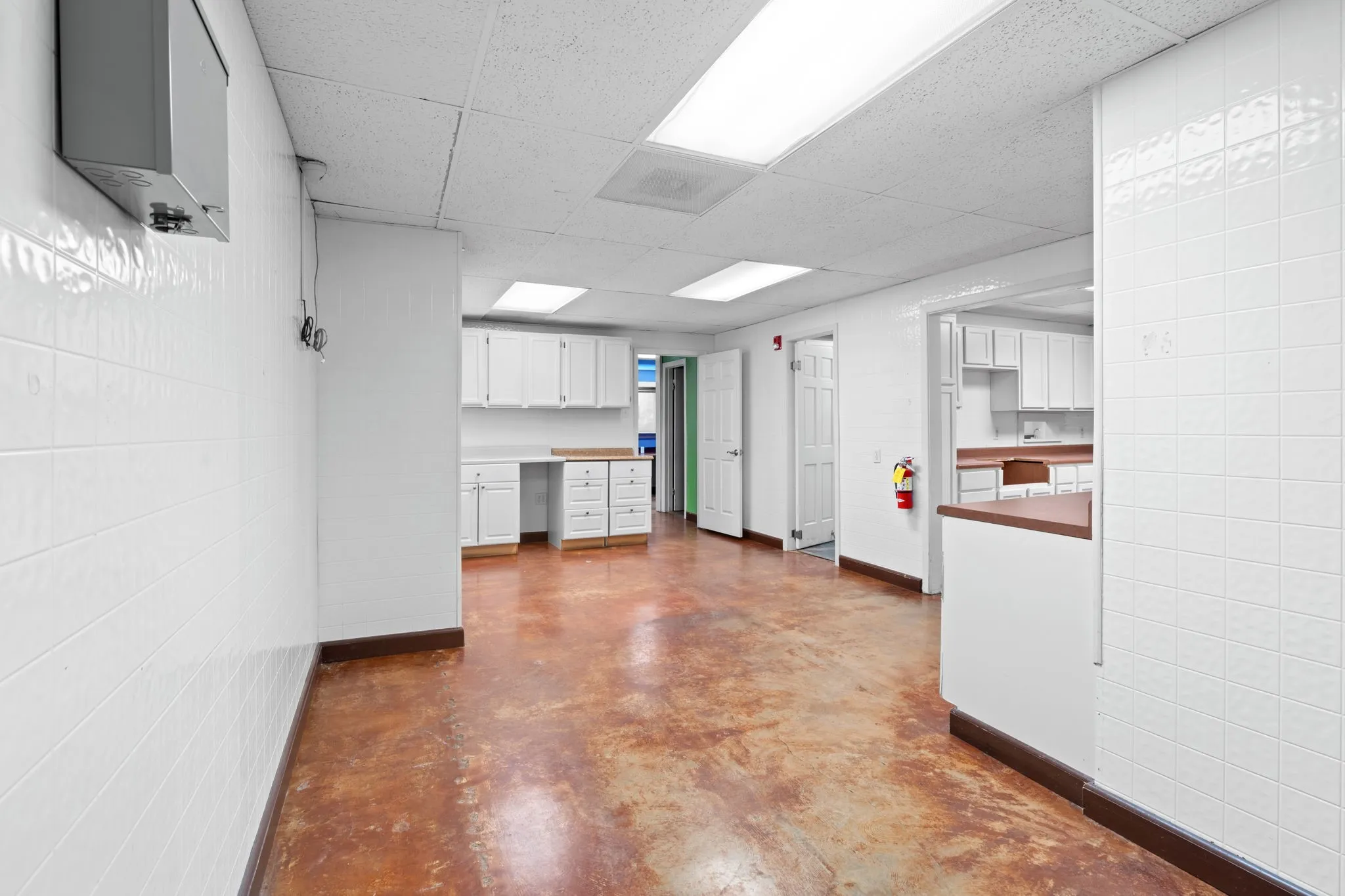 work areas and flexible floor plan