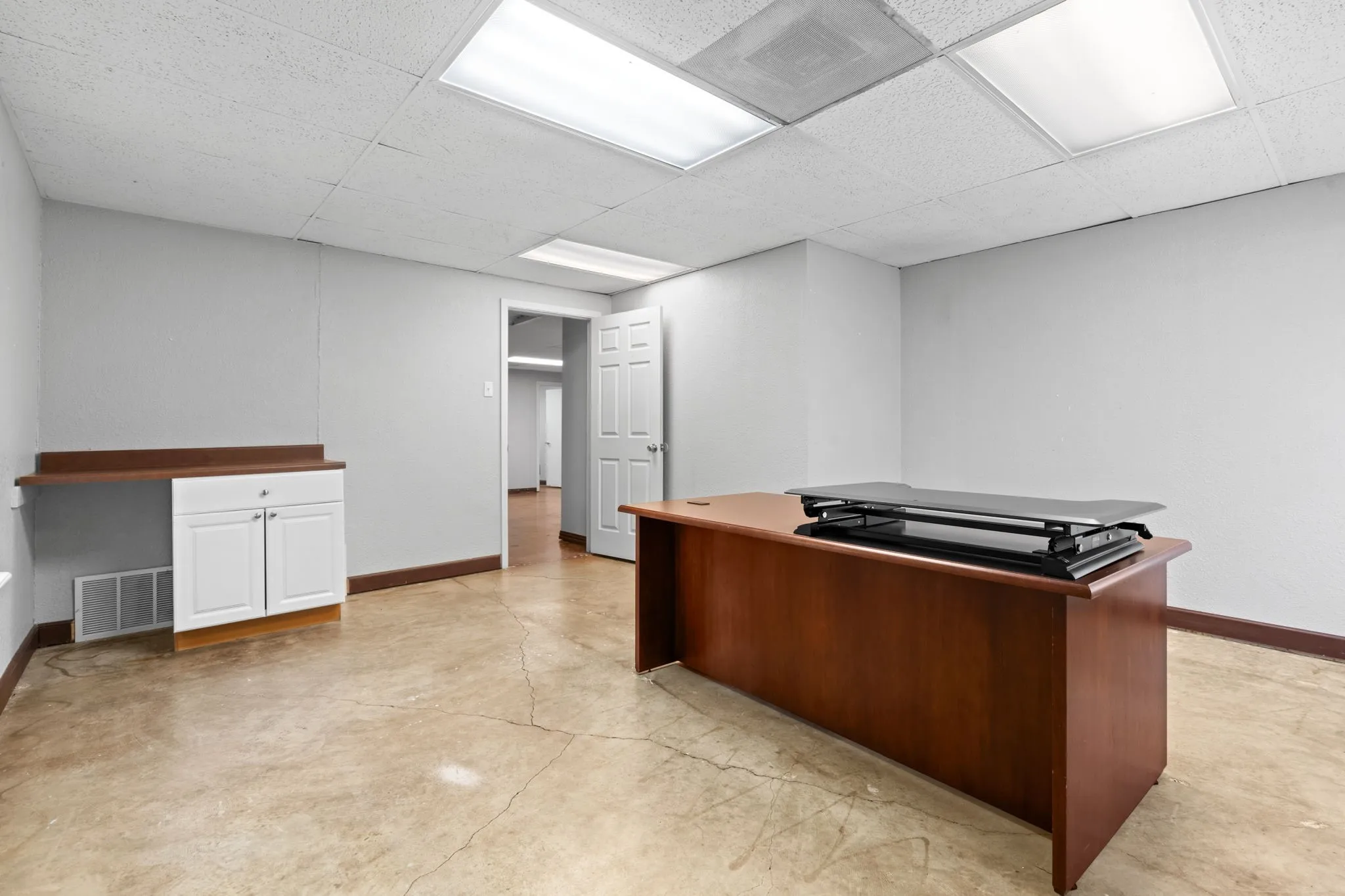 executive area for flex room