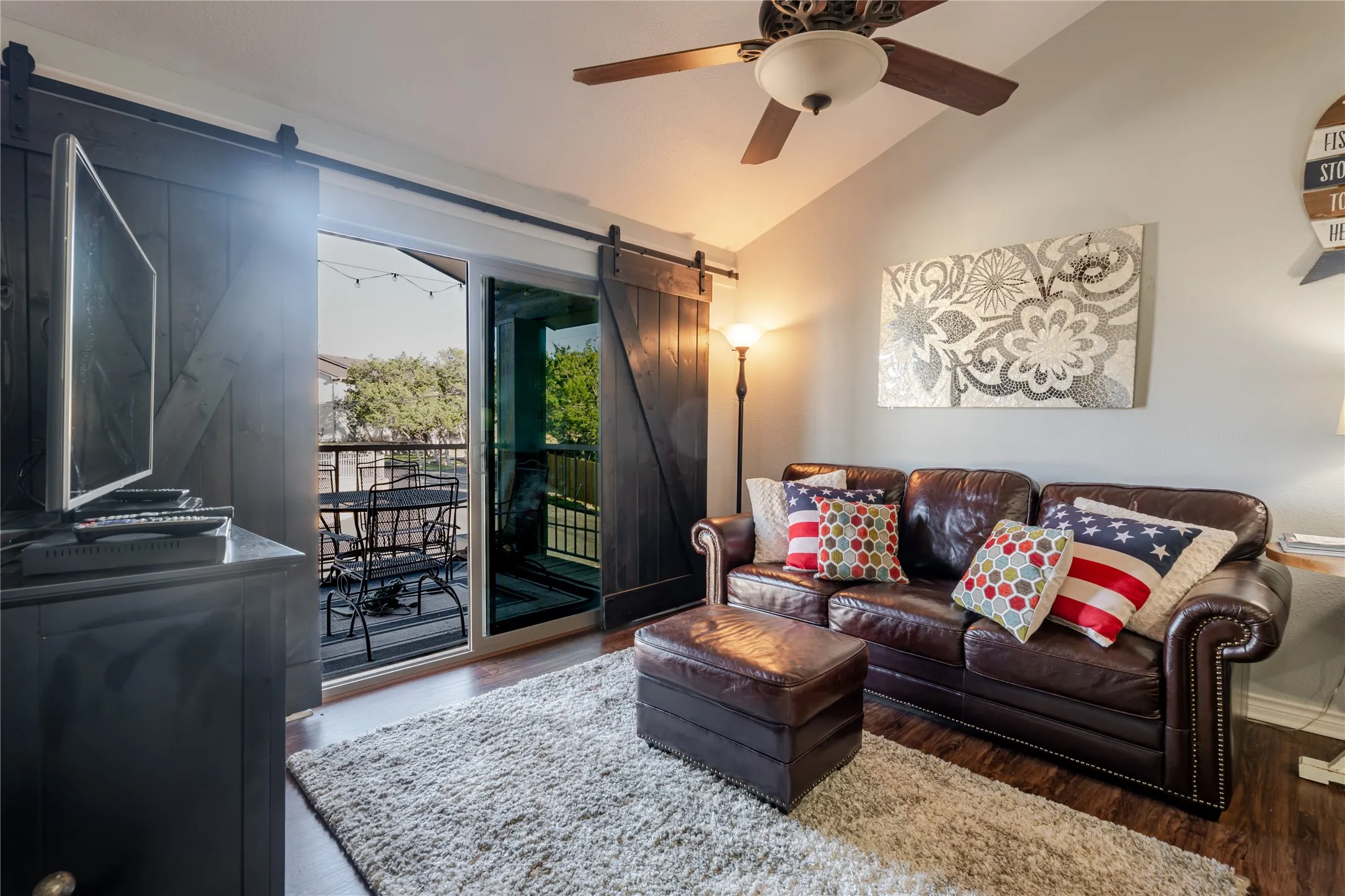 Condominium For Sale in Palo Pinto County , 3069 Hells Gate Loop 26, Strawn, Texas 76475, 2 Bedroom, 2 Bathroom, Garage spaces, 825 Sqft, built in 1998, Preowned, mls#20858476, Real Estate Agent in Strawn, Homes For Sale in Palo Pinto county, Homes For Sale in Strawn, Realtor in Strawn Texas, Real Estate Brokerage Independent Realty Texas, Luminita Cordes Realtor