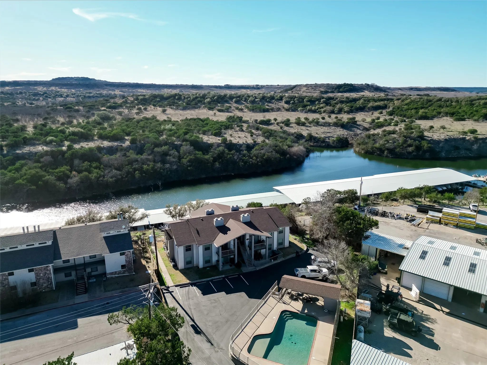 Condominium For Sale in Palo Pinto County , 3069 Hells Gate Loop 26, Strawn, Texas 76475, 2 Bedroom, 2 Bathroom, Garage spaces, 825 Sqft, built in 1998, Preowned, mls#20858476, Real Estate Agent in Strawn, Homes For Sale in Palo Pinto county, Homes For Sale in Strawn, Realtor in Strawn Texas, Real Estate Brokerage Independent Realty Texas, Luminita Cordes Realtor