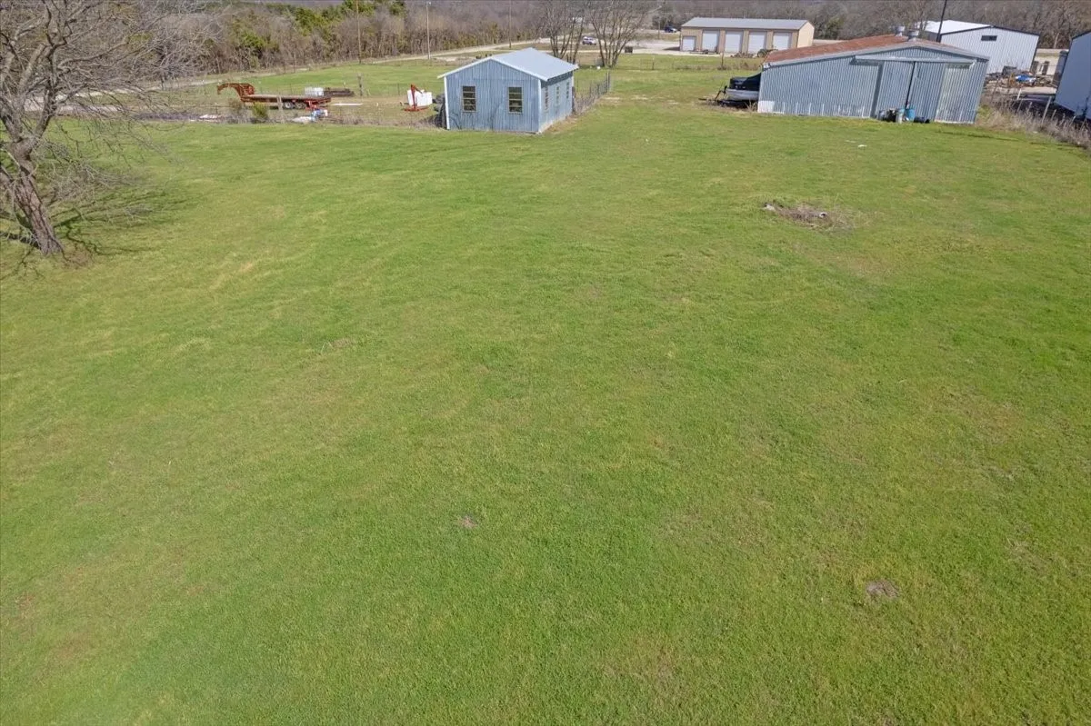 Industrial For Sale in Fannin County , 253 County Road 4465, Trenton, Texas 75490, 0, 0, Garage spaces, 0 Sqft, built in 2008, Preowned, mls#20864948, Real Estate Agent in Trenton, Homes For Sale in Fannin county, Homes For Sale in Trenton, Realtor in Trenton Texas, Real Estate Brokerage Independent Realty Texas, Luminita Cordes Realtor