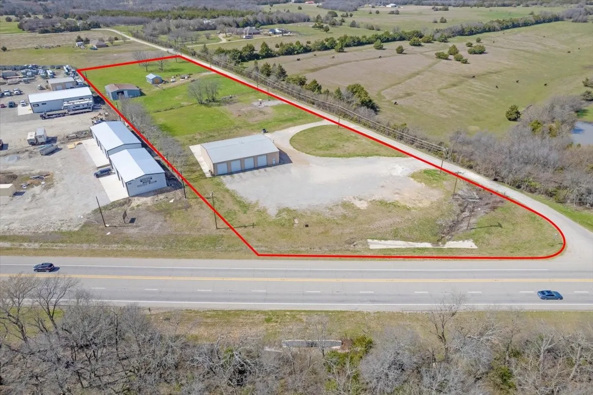 Industrial For Sale in Fannin County , 253 County Road 4465, Trenton, Texas 75490, 0, 0, Garage spaces, 0 Sqft, built in 2008, Preowned, mls#20864948, Real Estate Agent in Trenton, Homes For Sale in Fannin county, Homes For Sale in Trenton, Realtor in Trenton Texas, Real Estate Brokerage Independent Realty Texas, Luminita Cordes Realtor