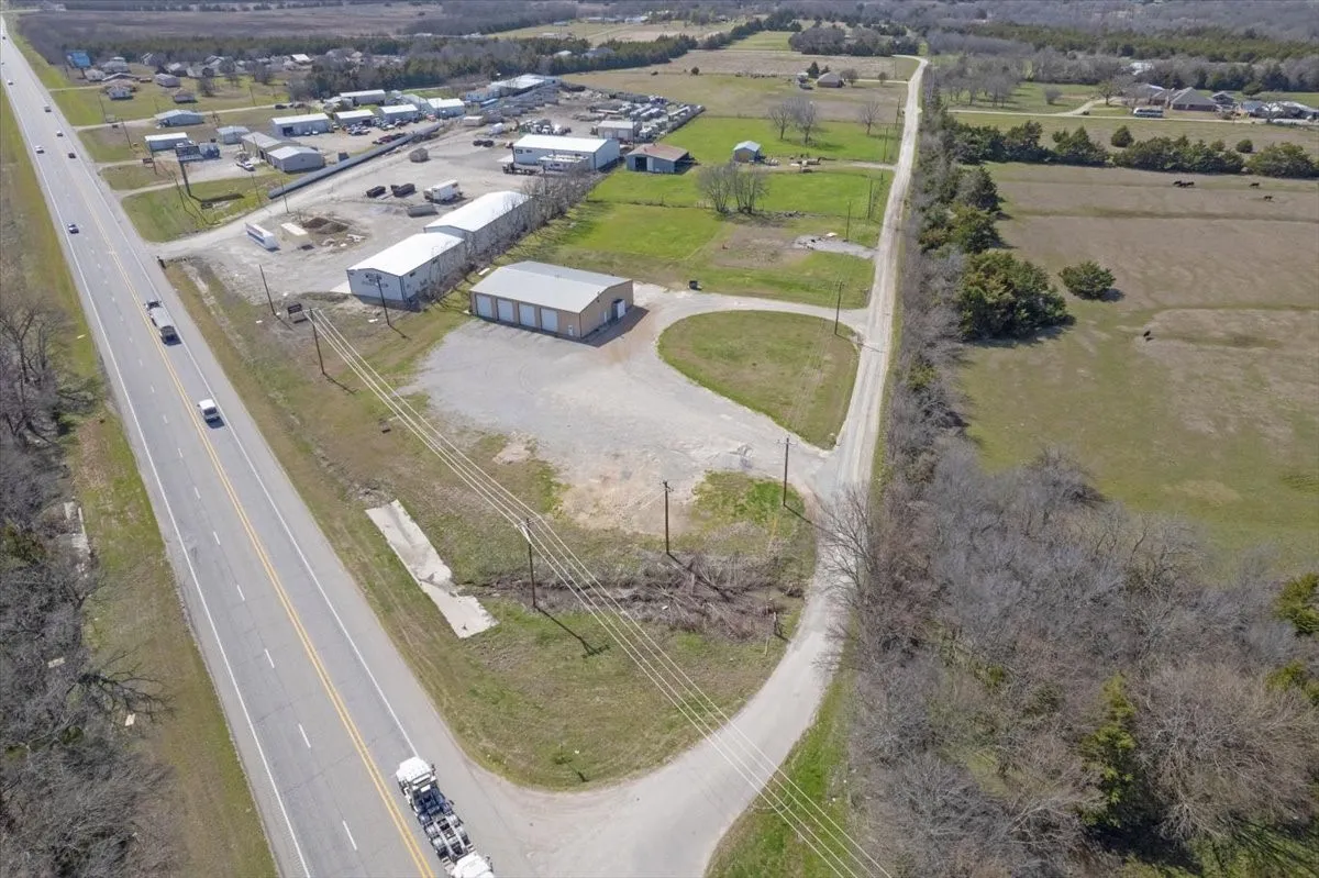 Industrial For Sale in Fannin County , 253 County Road 4465, Trenton, Texas 75490, 0, 0, Garage spaces, 0 Sqft, built in 2008, Preowned, mls#20864948, Real Estate Agent in Trenton, Homes For Sale in Fannin county, Homes For Sale in Trenton, Realtor in Trenton Texas, Real Estate Brokerage Independent Realty Texas, Luminita Cordes Realtor