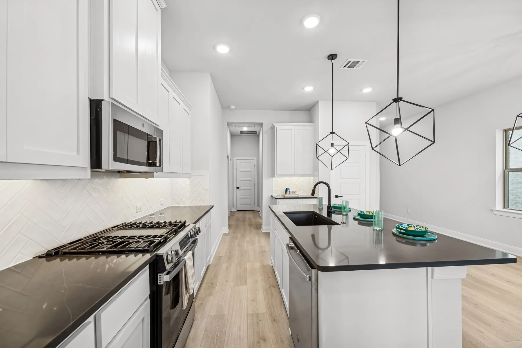 Single Family Residence For Sale in Rockwall County , 2441 Jackson Burn Drive, Royse City, Texas 75189, 3 Bedroom, 2 Bathroom, 2 Garage spaces, 1,821 Sqft, built in 2025, New Construction - Incomplete, mls#20870138, Real Estate Agent in Royse City, Homes For Sale in Rockwall county, Homes For Sale in Royse City, Realtor in Royse City Texas, Real Estate Brokerage Independent Realty Texas, Luminita Cordes Realtor