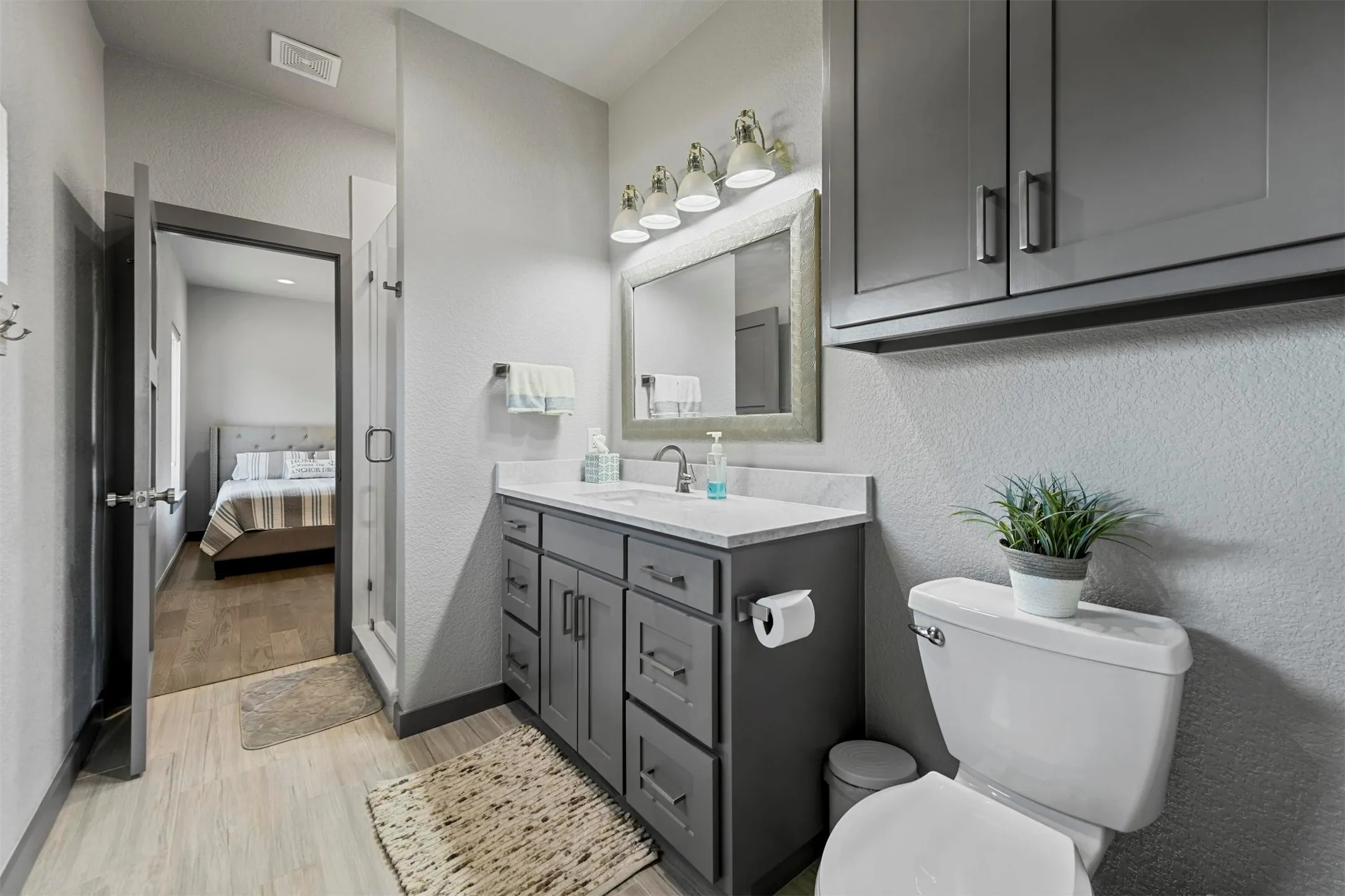 Single Family Residence For Sale in Wise County , 502 S Bay Court, Runaway Bay, Texas 76426, 3 Bedroom, 3 Bathroom, 2 Garage spaces, 2,236 Sqft, built in 2023, Preowned, mls#20866482, Real Estate Agent in Runaway Bay, Homes For Sale in Wise county, Homes For Sale in Runaway Bay, Realtor in Runaway Bay Texas, Real Estate Brokerage Independent Realty Texas, Luminita Cordes Realtor
