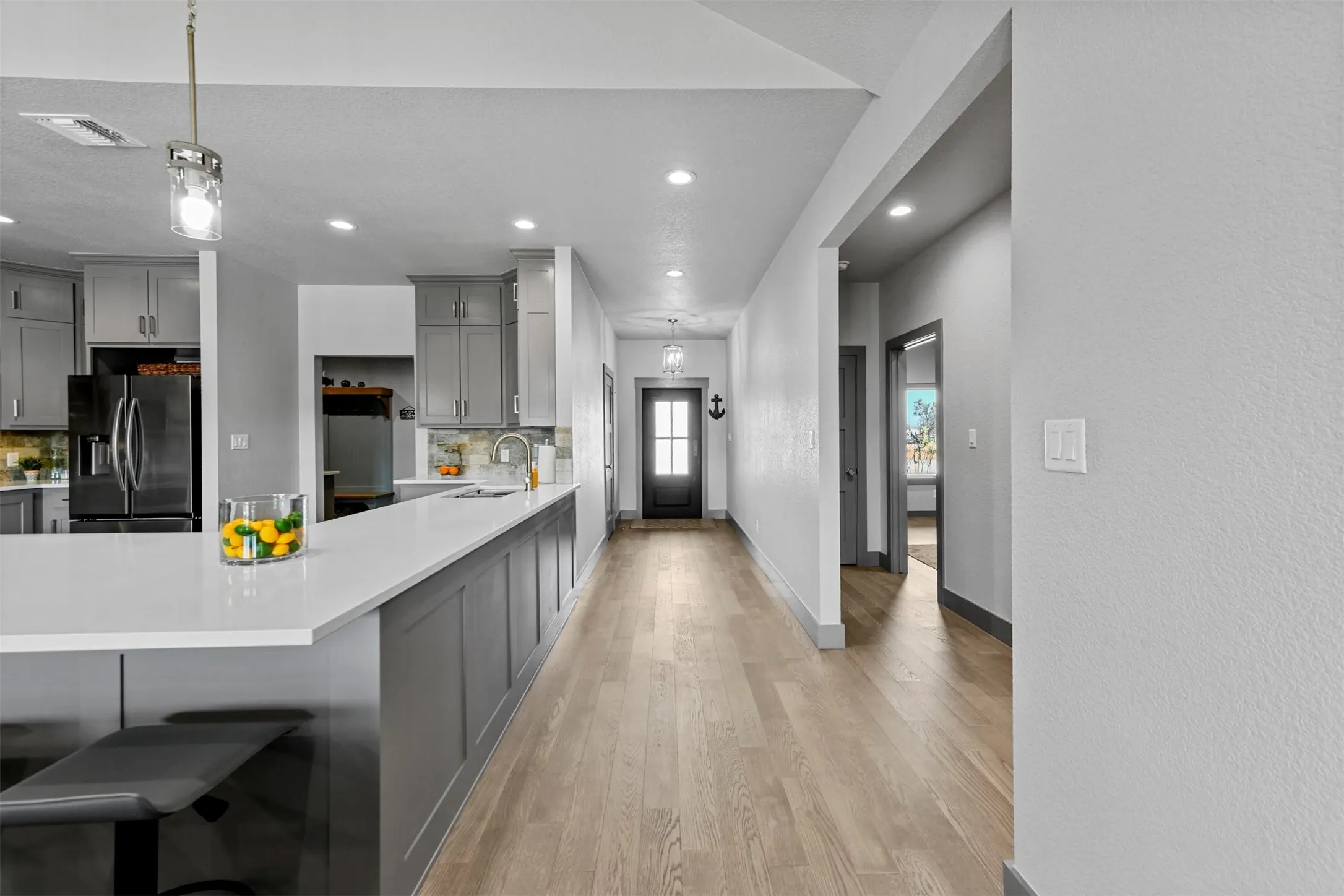 Single Family Residence For Sale in Wise County , 502 S Bay Court, Runaway Bay, Texas 76426, 3 Bedroom, 3 Bathroom, 2 Garage spaces, 2,236 Sqft, built in 2023, Preowned, mls#20866482, Real Estate Agent in Runaway Bay, Homes For Sale in Wise county, Homes For Sale in Runaway Bay, Realtor in Runaway Bay Texas, Real Estate Brokerage Independent Realty Texas, Luminita Cordes Realtor