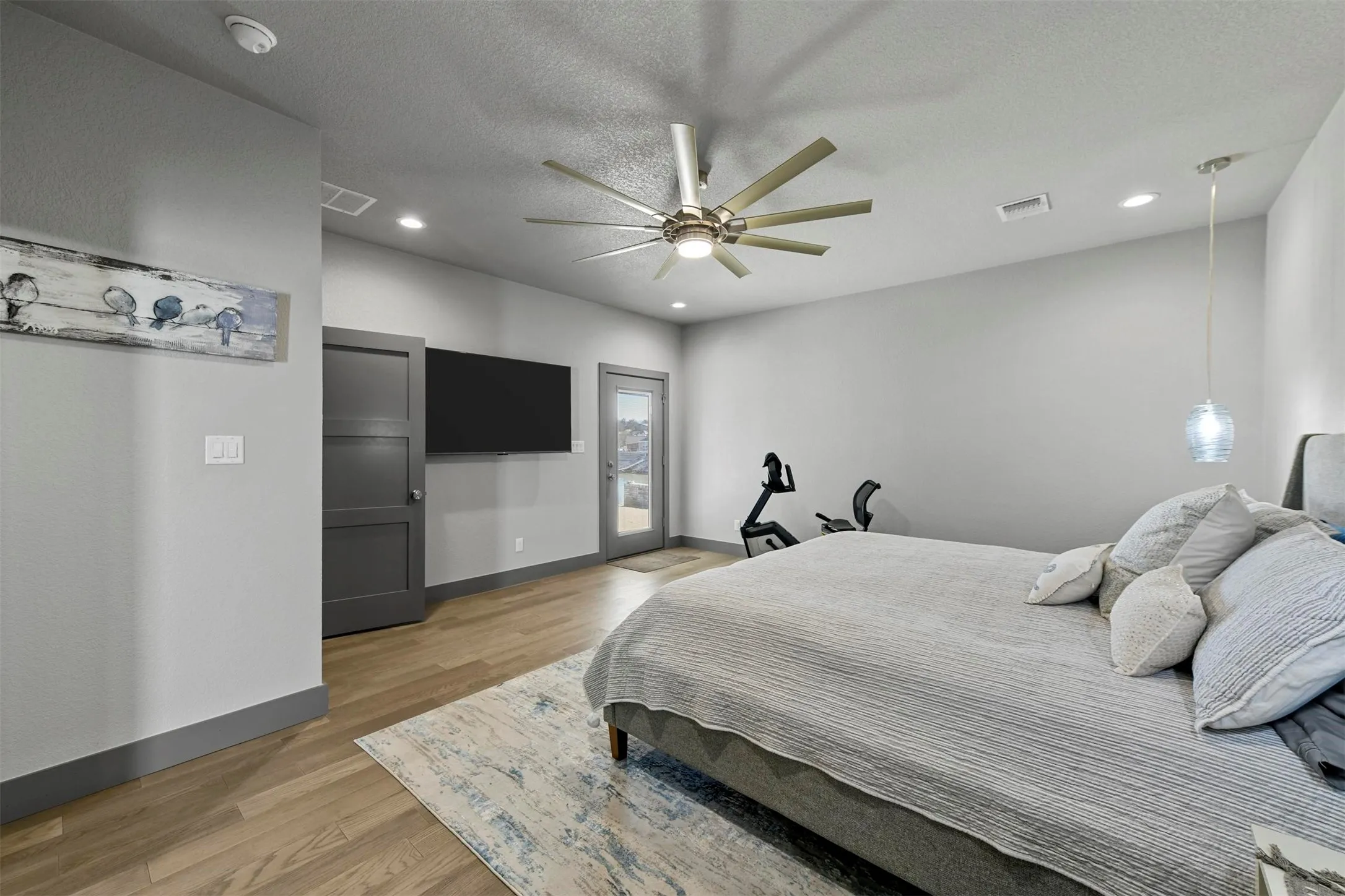 Single Family Residence For Sale in Wise County , 502 S Bay Court, Runaway Bay, Texas 76426, 3 Bedroom, 3 Bathroom, 2 Garage spaces, 2,236 Sqft, built in 2023, Preowned, mls#20866482, Real Estate Agent in Runaway Bay, Homes For Sale in Wise county, Homes For Sale in Runaway Bay, Realtor in Runaway Bay Texas, Real Estate Brokerage Independent Realty Texas, Luminita Cordes Realtor