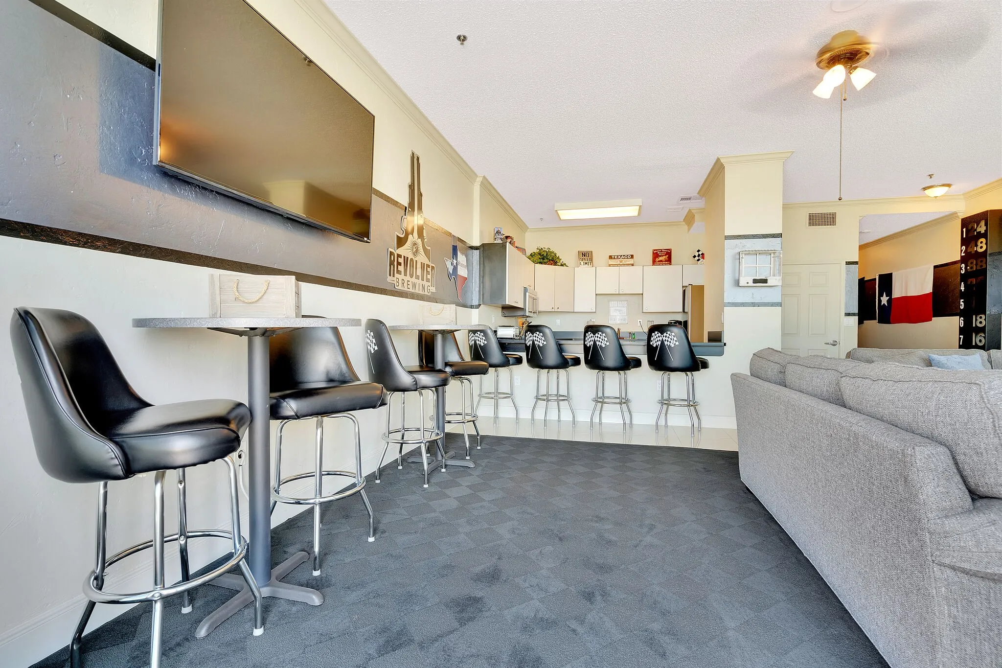 Condominium For Sale in Denton County , 3575 Lone Star Circle 517, Fort Worth, Texas 76177, 1 Bedroom, 1 Bathroom, 2 Garage spaces, 1,000 Sqft, built in 1997, mls#20871239, Real Estate Agent in Fort Worth, Homes For Sale in Denton county, Homes For Sale in Fort Worth, Realtor in Fort Worth Texas, Real Estate Brokerage Independent Realty Texas, Luminita Cordes Realtor