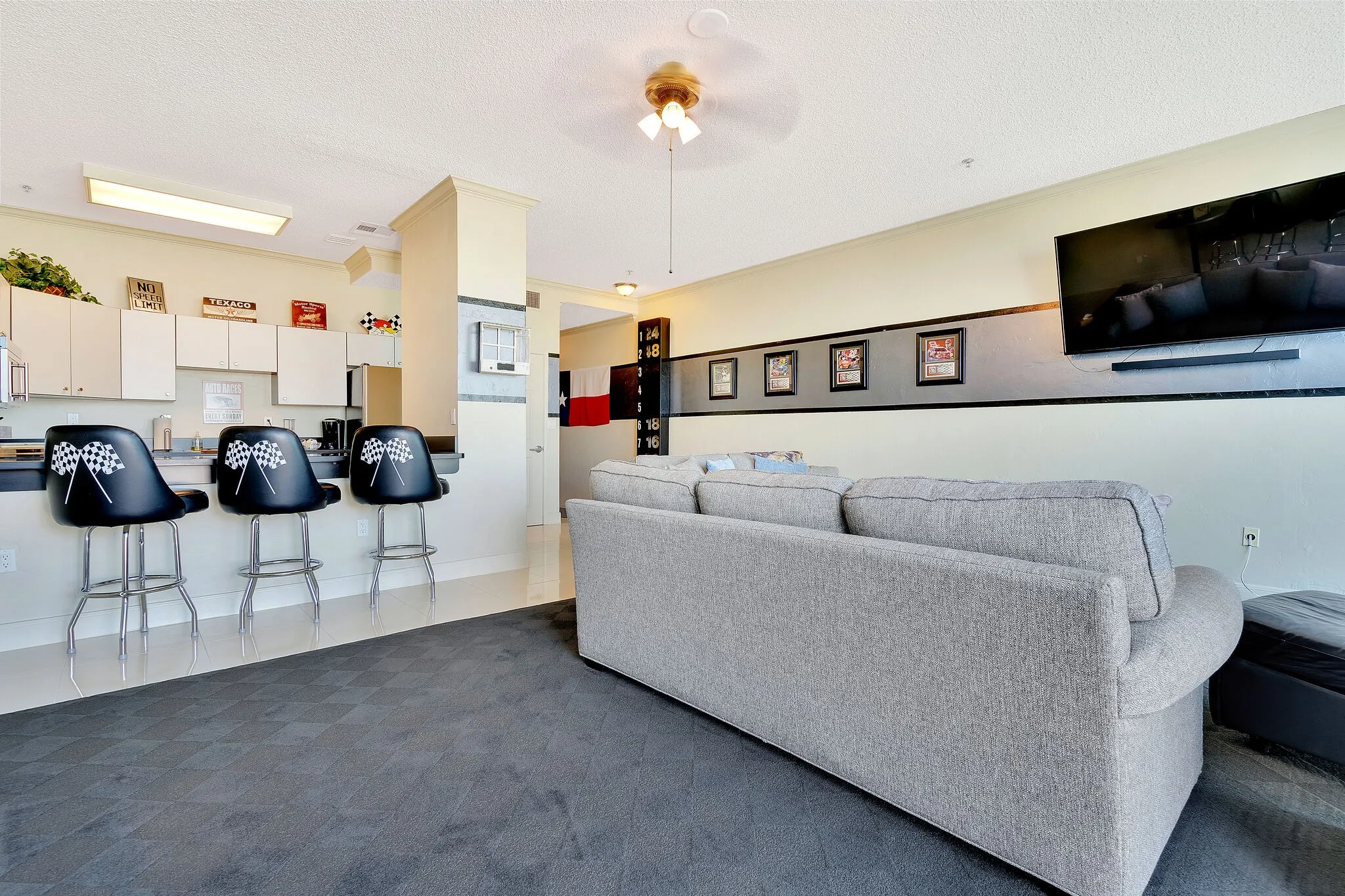 Condominium For Sale in Denton County , 3575 Lone Star Circle 517, Fort Worth, Texas 76177, 1 Bedroom, 1 Bathroom, 2 Garage spaces, 1,000 Sqft, built in 1997, mls#20871239, Real Estate Agent in Fort Worth, Homes For Sale in Denton county, Homes For Sale in Fort Worth, Realtor in Fort Worth Texas, Real Estate Brokerage Independent Realty Texas, Luminita Cordes Realtor