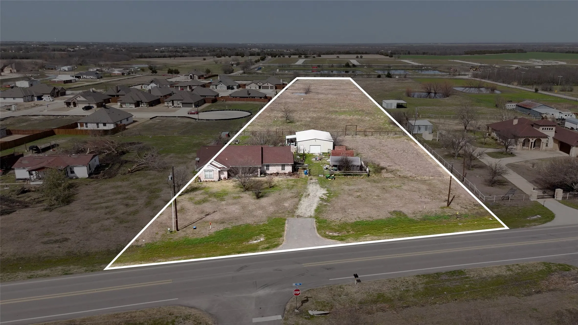 Single Family Residence For Sale in Collin County , 509 E Cook Street, Josephine, Texas 75189, 3 Bedrooms, 2 Bathrooms, Garage spaces, 2,313 Sqft, built in 1999, Price $995,000, mls#20869364, Real Estate Agent in Josephine, Homes For Sale in Collin county, Homes For Sale in Josephine, Realtor in Josephine Texas, Real Estate Brokerage Independent Realty Texas, Luminita Cordes Realtor