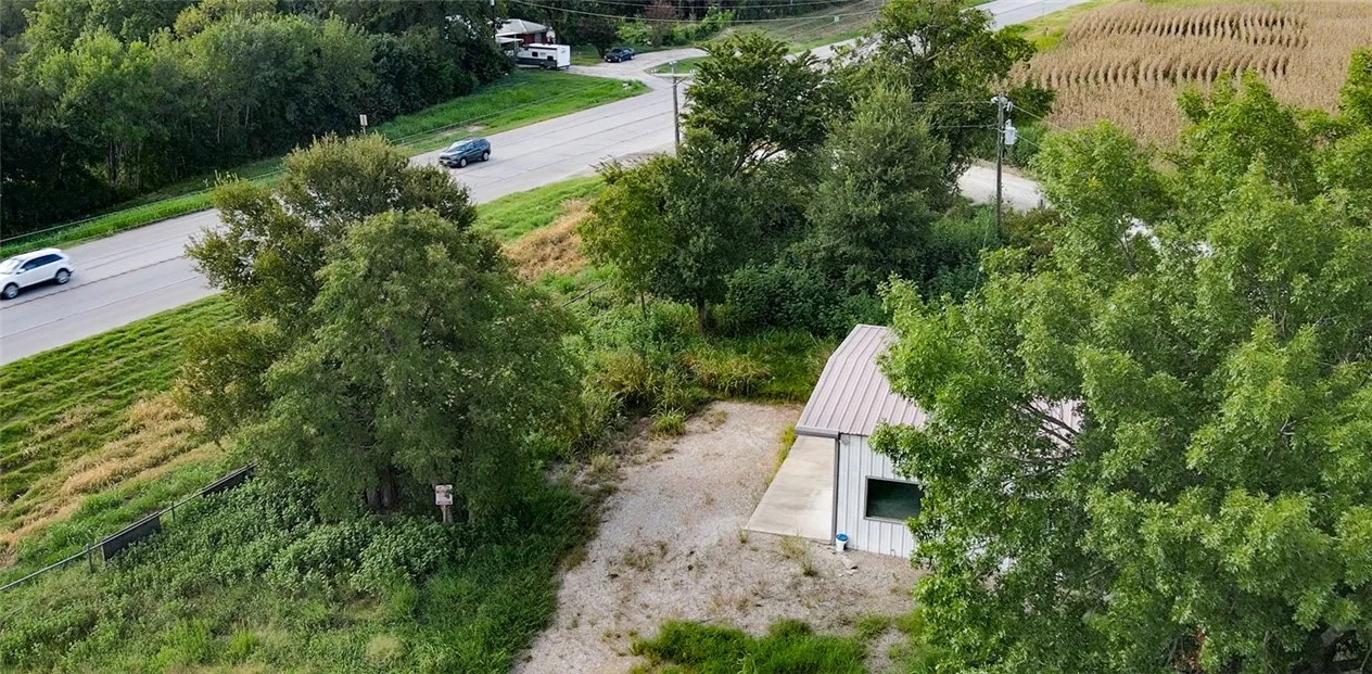 Retail For Sale in Falls County , 4775 State Hwy 77 Highway, Chilton, Texas 76632, 0, 0, Garage spaces, 0 Sqft, built in 2024, Preowned, mls#225133, Real Estate Agent in Chilton, Homes For Sale in Falls county, Homes For Sale in Chilton, Realtor in Chilton Texas, Real Estate Brokerage Independent Realty Texas, Luminita Cordes Realtor