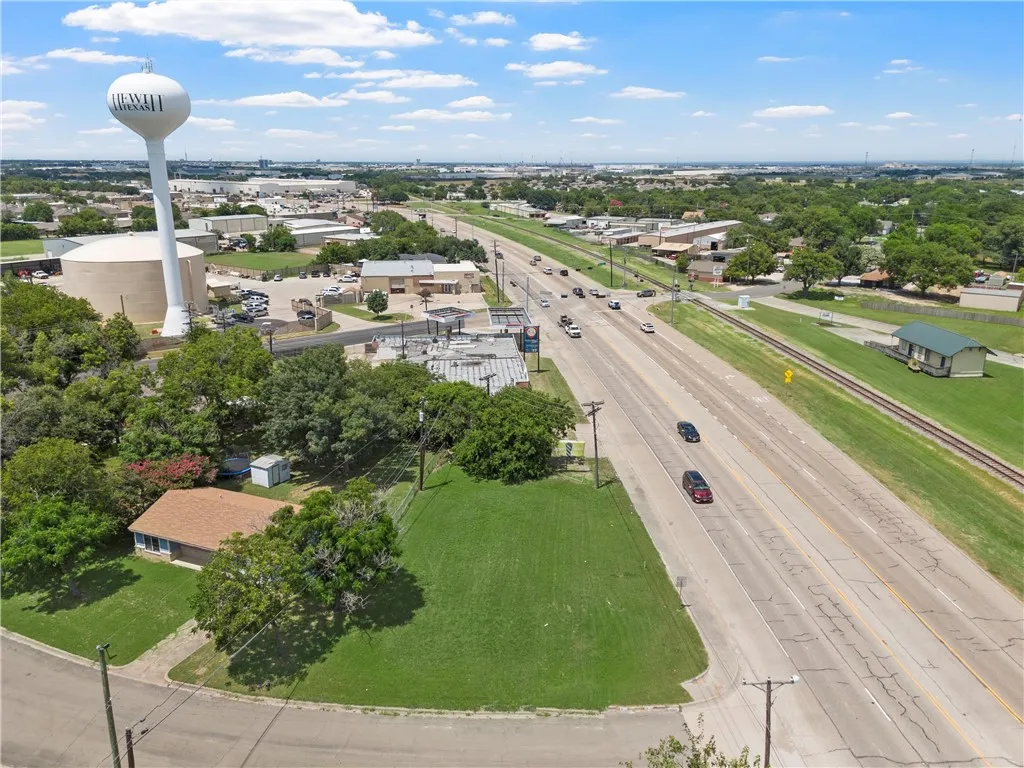 Improved Land For Sale in Mc Lennan County , 319 S Hewitt Drive, Hewitt, Texas 76643, 0, 0, Garage spaces, 0 Sqft, built in 0, mls#224048, Real Estate Agent in Hewitt, Homes For Sale in Mc Lennan county, Homes For Sale in Hewitt, Realtor in Hewitt Texas, Real Estate Brokerage Independent Realty Texas, Luminita Cordes Realtor