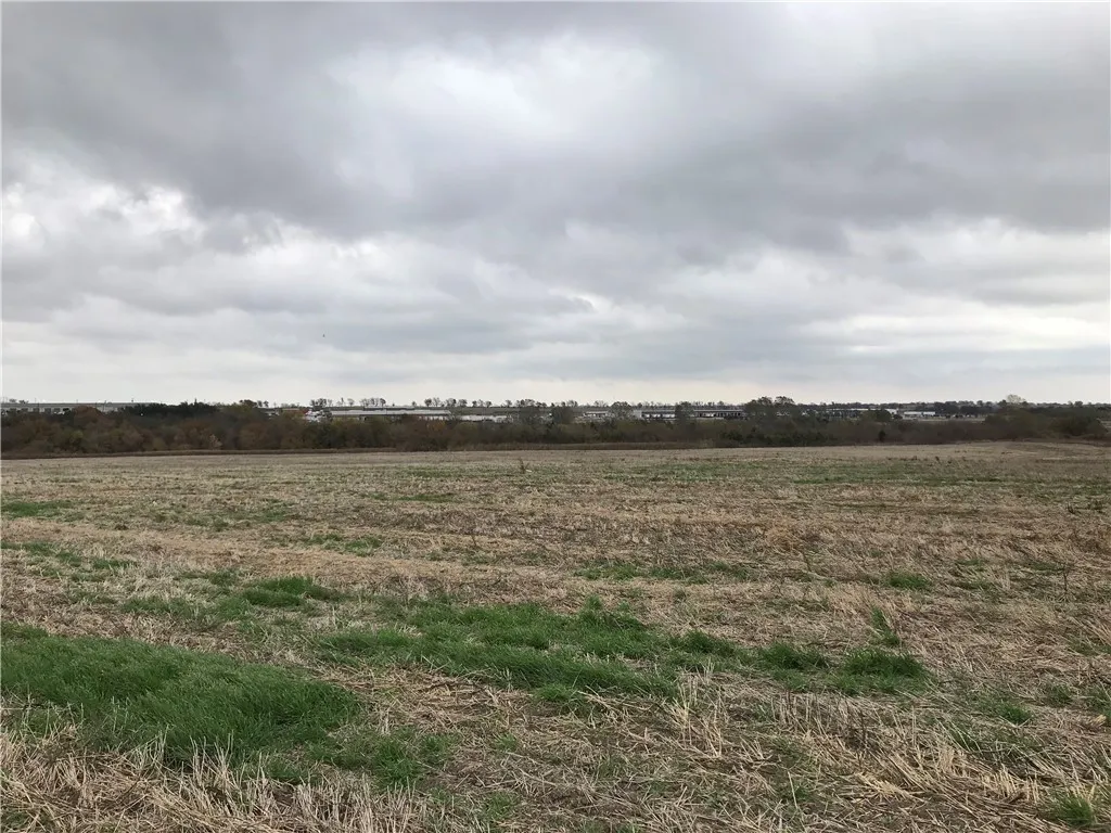 Unimproved Land For Sale in Mc Lennan County , TBD N I35 Highway, Waco, Texas 76706, 0, 0, Garage spaces, 0 Sqft, built in 1800, Unknown, mls#192776, Real Estate Agent in Waco, Homes For Sale in Mc Lennan county, Homes For Sale in Waco, Realtor in Waco Texas, Real Estate Brokerage Independent Realty Texas, Luminita Cordes Realtor