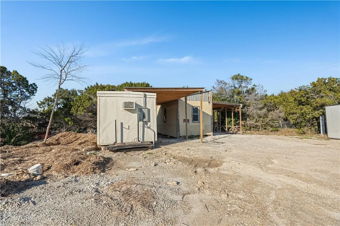 Single Family Residence For Rent in Bosque County , 690 Hwy 22 Highway, Clifton, Texas 76634, 8 Bedrooms, 2 Bathrooms, Garage spaces, 600 Sqft, built in 2023, Price $1,000, mls#227150, Real Estate Agent in Clifton, Homes For Rent in Bosque county, Homes For Rent in Clifton, Realtor in Clifton Texas, Real Estate Brokerage Independent Realty Texas, Luminita Cordes Realtor