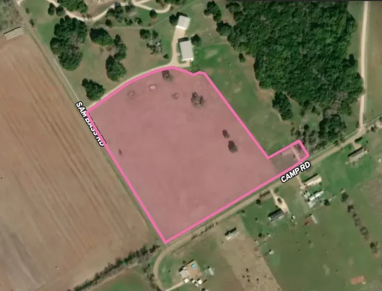 Map / location featuring property parcel outlined