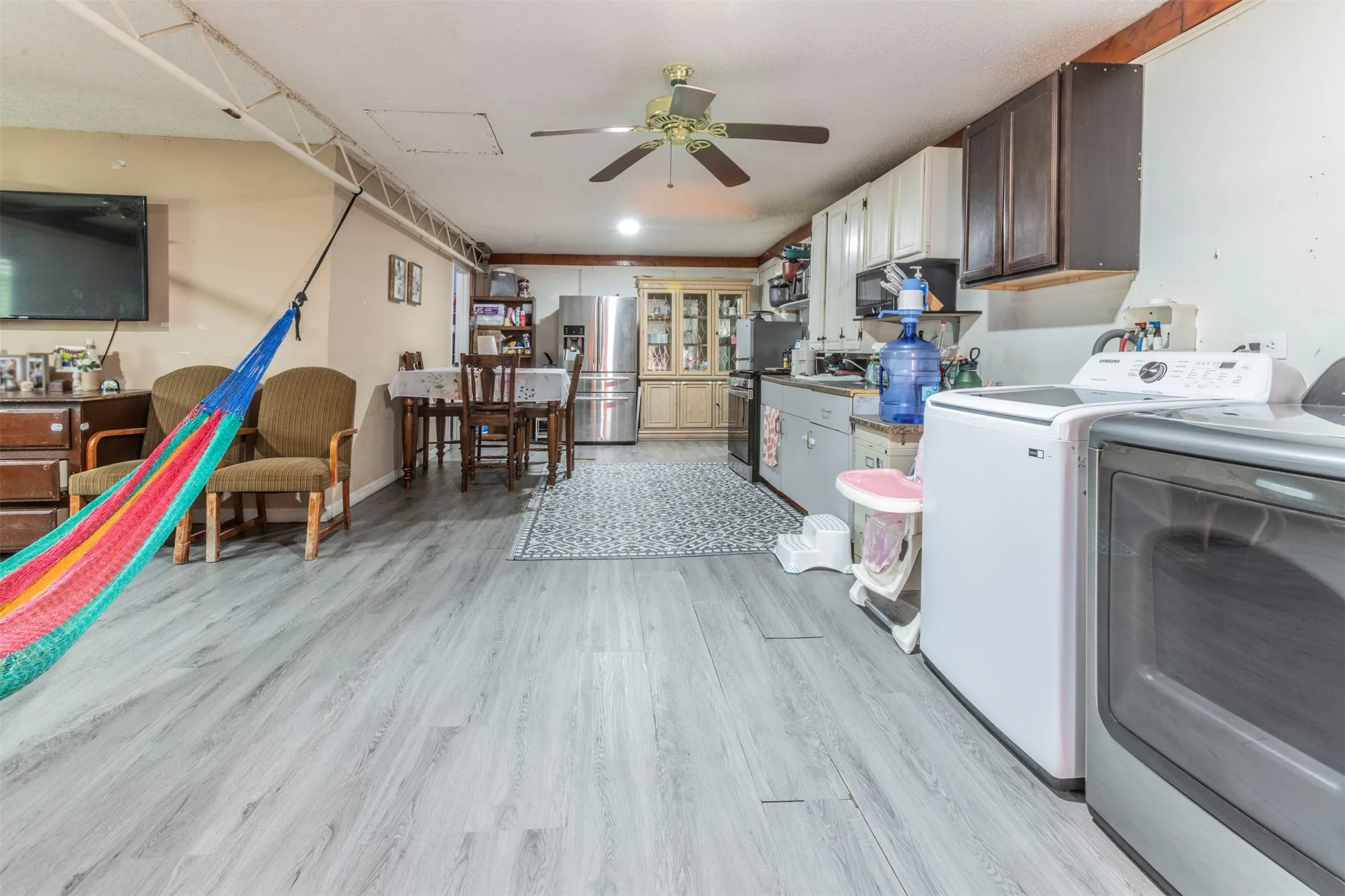 Single Family Residence For Sale in Mc Lennan County , 2325 Park Avenue, Waco, Texas 76706, 4 Bedroom, 1 Bathroom, Garage spaces, 1,997 Sqft, built in 1951, mls#228320, Real Estate Agent in Waco, Homes For Sale in Mc Lennan county, Homes For Sale in Waco, Realtor in Waco Texas, Real Estate Brokerage Independent Realty Texas, Luminita Cordes Realtor