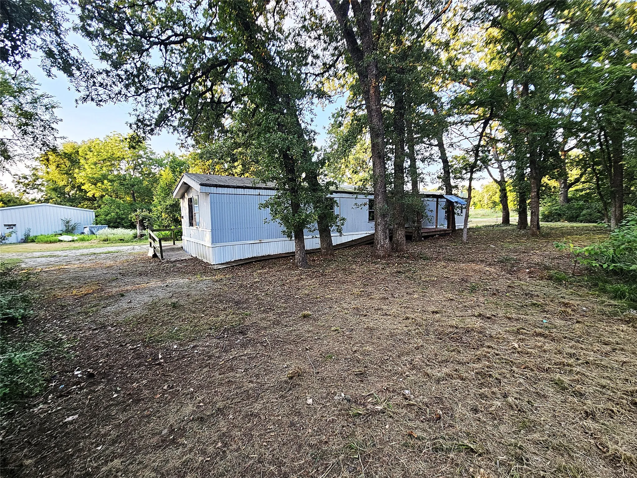 Manufactured Home For Sale in Limestone County , 109 PR 5881A, Jewett, Texas 75846, 3 Bedroom, 2 Bathroom, Garage spaces, 1,216 Sqft, built in 1998, mls#228639, Real Estate Agent in Jewett, Homes For Sale in Limestone county, Homes For Sale in Jewett, Realtor in Jewett Texas, Real Estate Brokerage Independent Realty Texas, Luminita Cordes Realtor