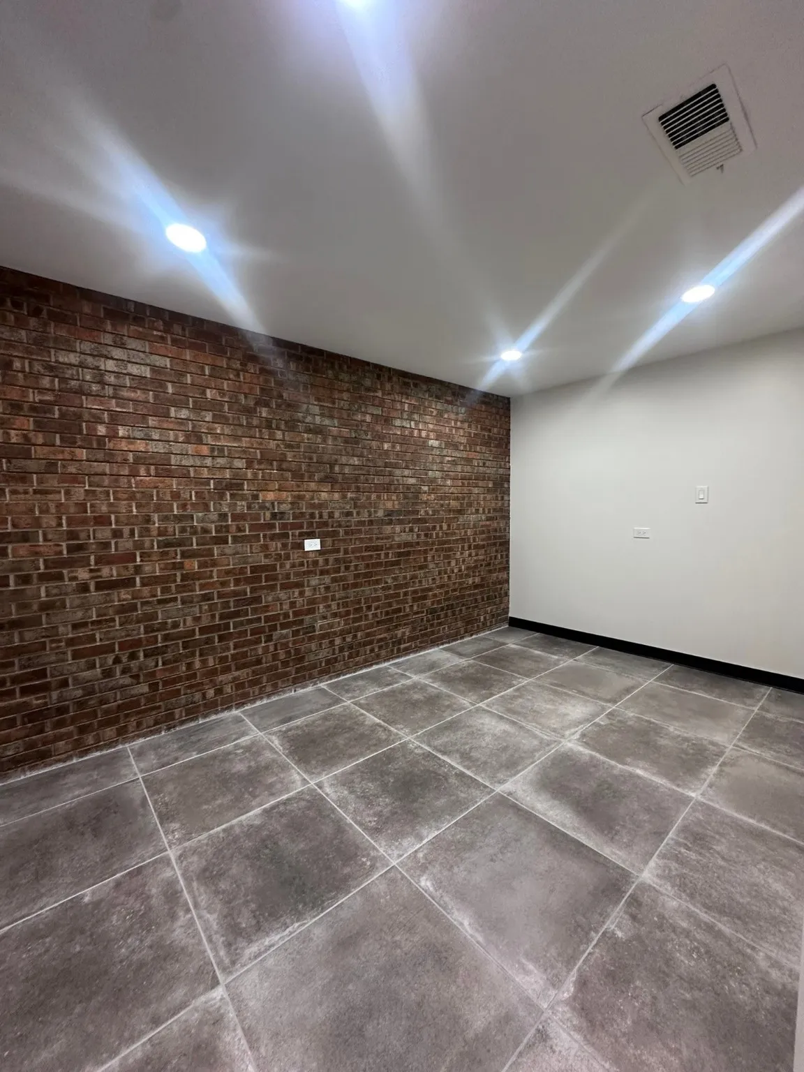Business For Rent in Ellis County , 201 Ferris Avenue Suite I, Waxahachie, Texas 75165, 0, 0, Garage spaces, 0 Sqft, built in 1944, Preowned, mls#20872780, Real Estate Agent in Waxahachie, Homes For Rent in Ellis county, Homes For Rent in Waxahachie, Realtor in Waxahachie Texas, Real Estate Brokerage Independent Realty Texas, Luminita Cordes Realtor