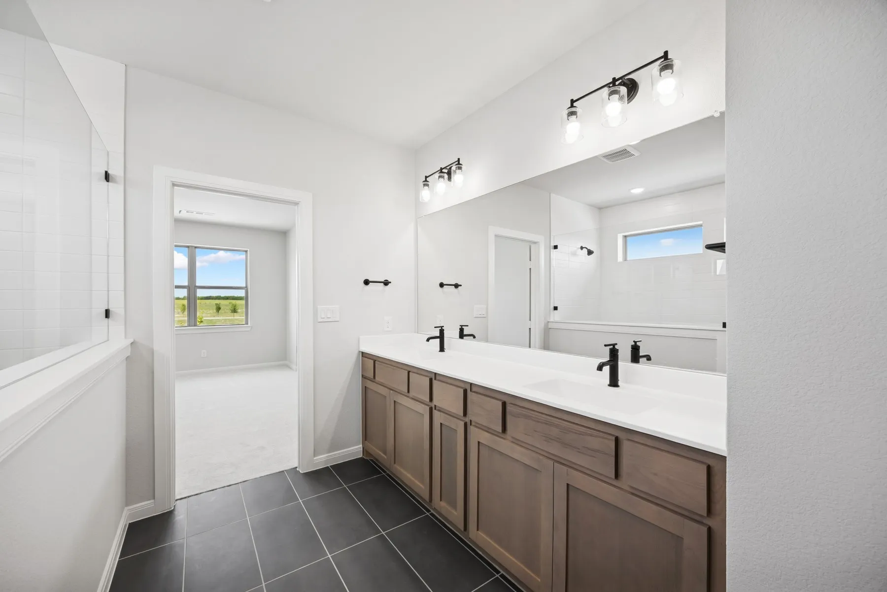 Single Family Residence For Sale in Kaufman County , 9504 Dahlia Boulevard, Mesquite, Texas 75126, 3 Bedroom, 3 Bathroom, 3 Garage spaces, 2,486 Sqft, built in 2025, mls#20876210, Real Estate Agent in Mesquite, Homes For Sale in Kaufman county, Homes For Sale in Mesquite, Realtor in Mesquite Texas, Real Estate Brokerage Independent Realty Texas, Luminita Cordes Realtor