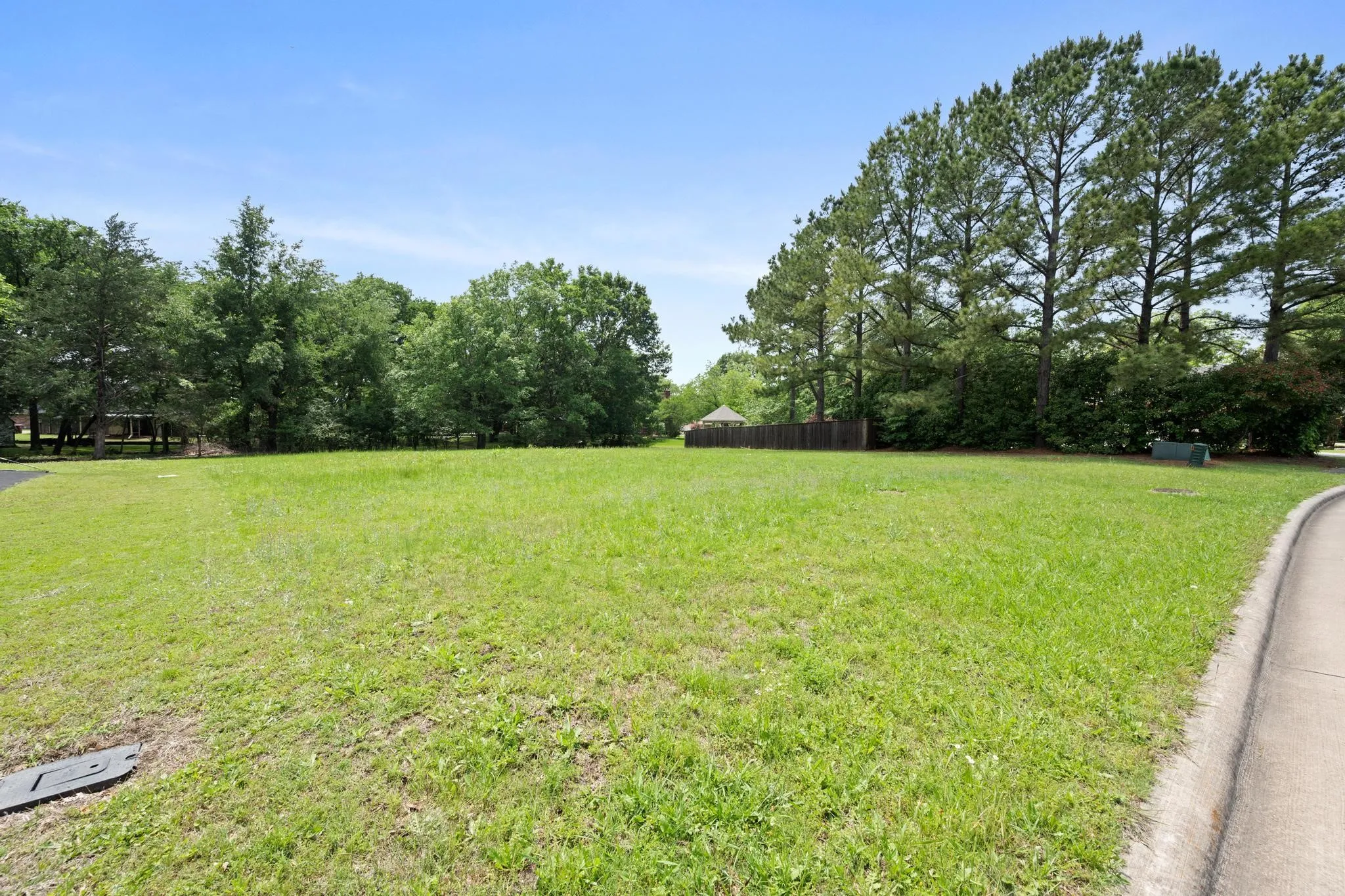 Unimproved Land For Sale in Fannin County , 1000 Legend Avenue, Bonham, Texas 75418, 0, 0, Garage spaces, 0 Sqft, built in 0, mls#20875360, Real Estate Agent in Bonham, Homes For Sale in Fannin county, Homes For Sale in Bonham, Realtor in Bonham Texas, Real Estate Brokerage Independent Realty Texas, Luminita Cordes Realtor