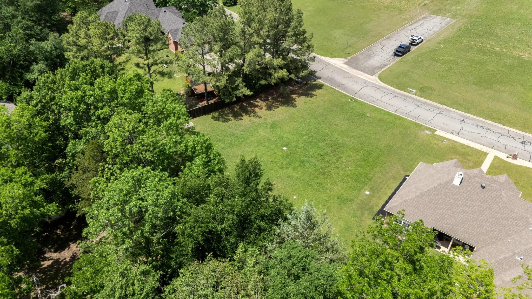 Unimproved Land For Sale in Fannin County , 1000 Legend Avenue, Bonham, Texas 75418, 0, 0, Garage spaces, 0 Sqft, built in 0, mls#20875360, Real Estate Agent in Bonham, Homes For Sale in Fannin county, Homes For Sale in Bonham, Realtor in Bonham Texas, Real Estate Brokerage Independent Realty Texas, Luminita Cordes Realtor