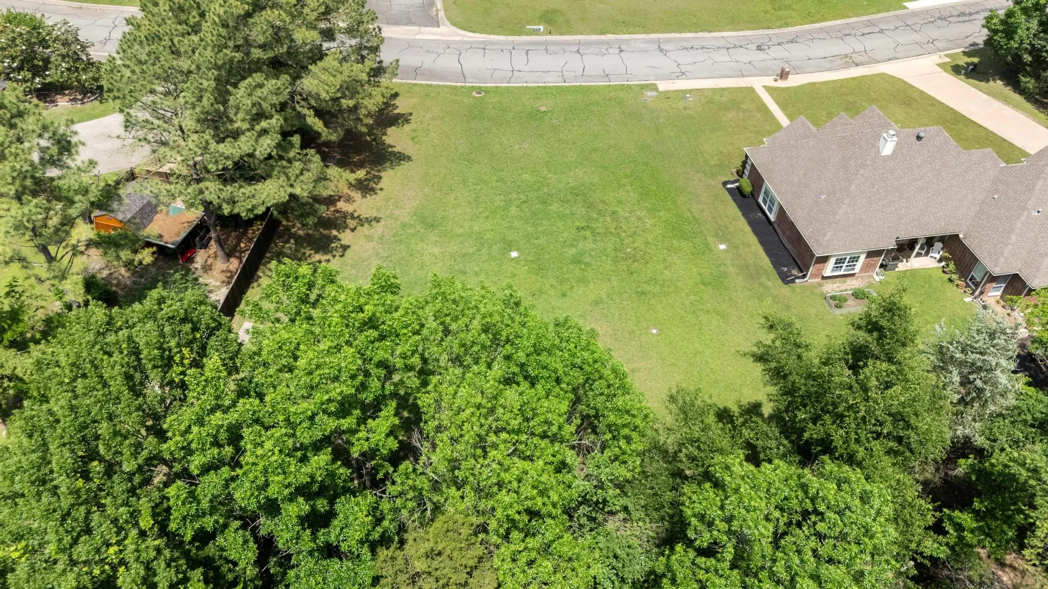 Unimproved Land For Sale in Fannin County , 1000 Legend Avenue, Bonham, Texas 75418, 0, 0, Garage spaces, 0 Sqft, built in 0, mls#20875360, Real Estate Agent in Bonham, Homes For Sale in Fannin county, Homes For Sale in Bonham, Realtor in Bonham Texas, Real Estate Brokerage Independent Realty Texas, Luminita Cordes Realtor