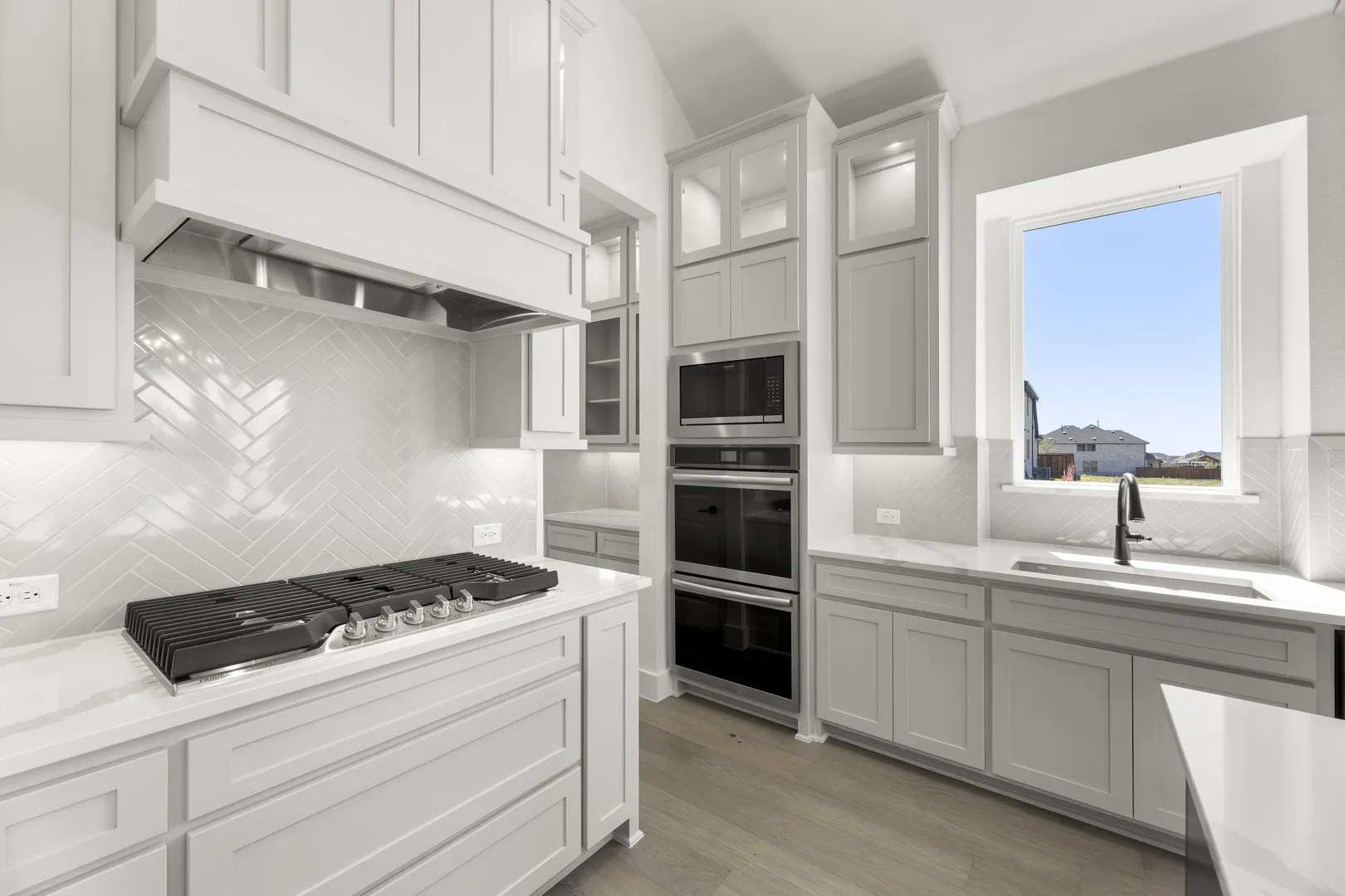 13. 4717 Allende - Kitchen (4)