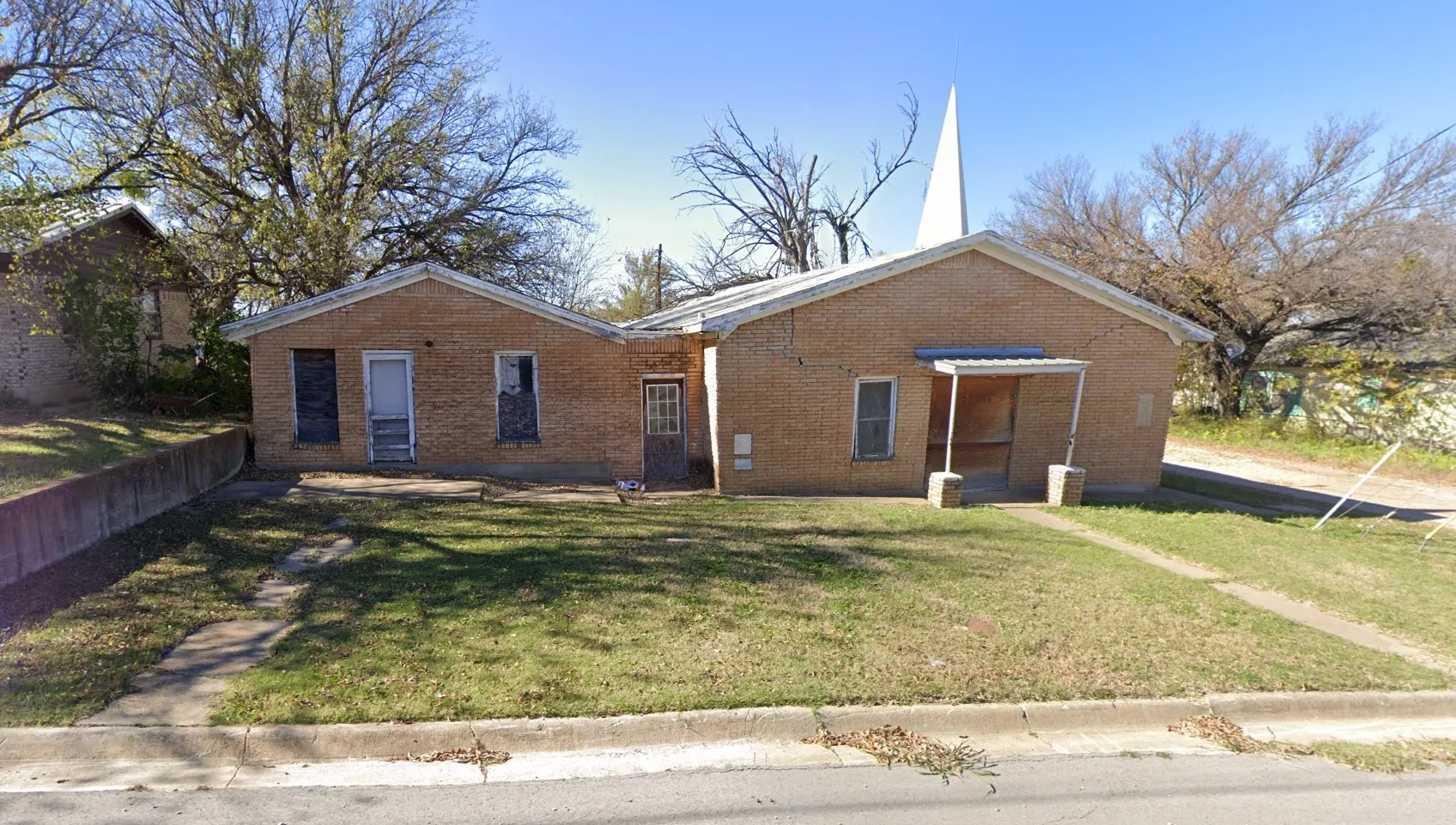 Business For Sale in Stephens County , 601 Robert Avenue, Breckenridge, Texas 76424, 0, 0, Garage spaces, 0 Sqft, built in 1900, Preowned, Price $10,000, mls#20854696, Real Estate Agent in Breckenridge, Homes For Sale in Stephens county, Homes For Sale in Breckenridge, Realtor in Breckenridge Texas, Real Estate Brokerage Independent Realty Texas, Luminita Cordes Realtor