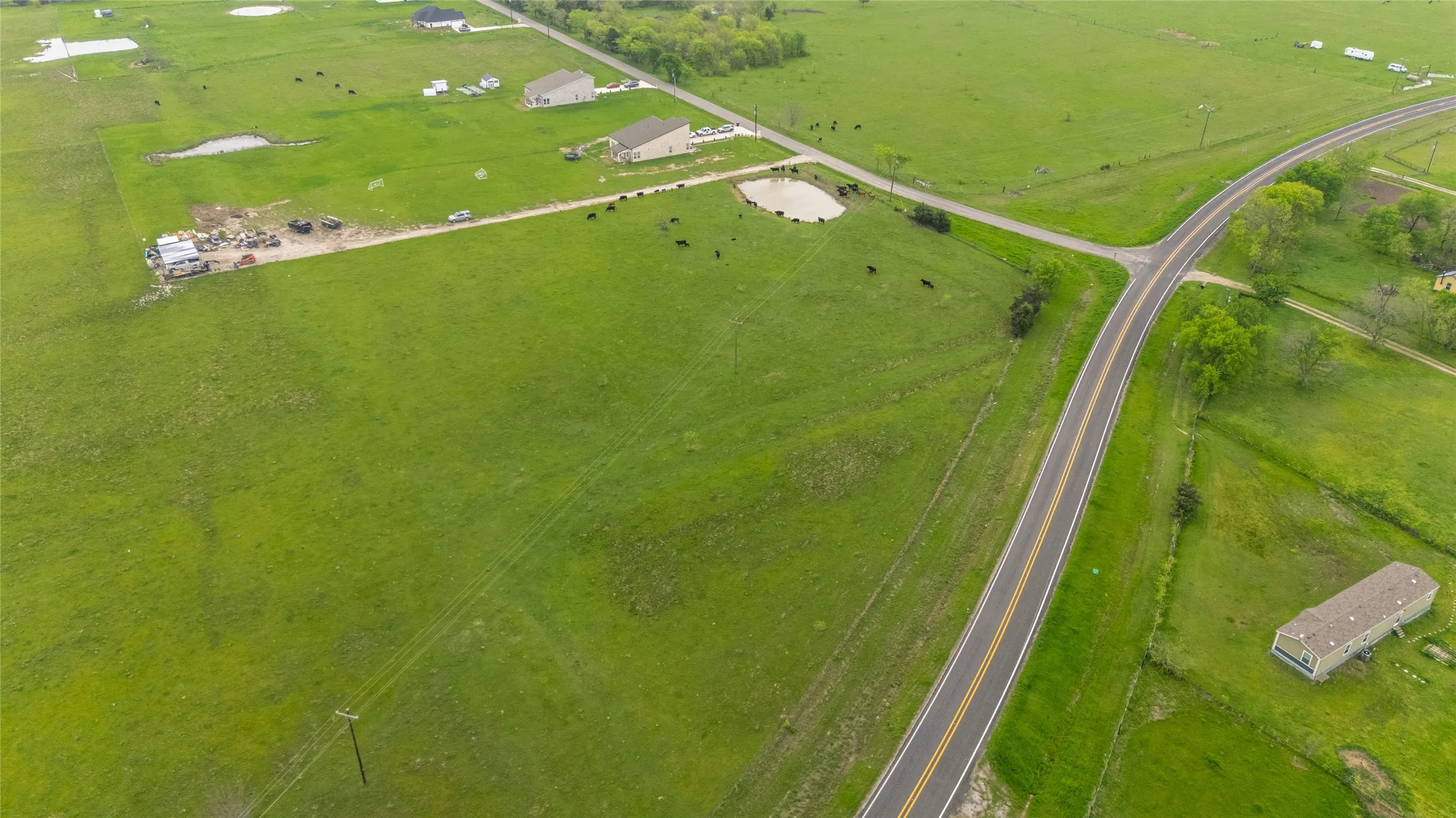 Unimproved Land For Sale in Hunt County , Lot 1 Cr-3517, Quinlan, Texas 75474, 0, 0, Garage spaces, 0 Sqft, built in 0, mls#20879311, Real Estate Agent in Quinlan, Homes For Sale in Hunt county, Homes For Sale in Quinlan, Realtor in Quinlan Texas, Real Estate Brokerage Independent Realty Texas, Luminita Cordes Realtor