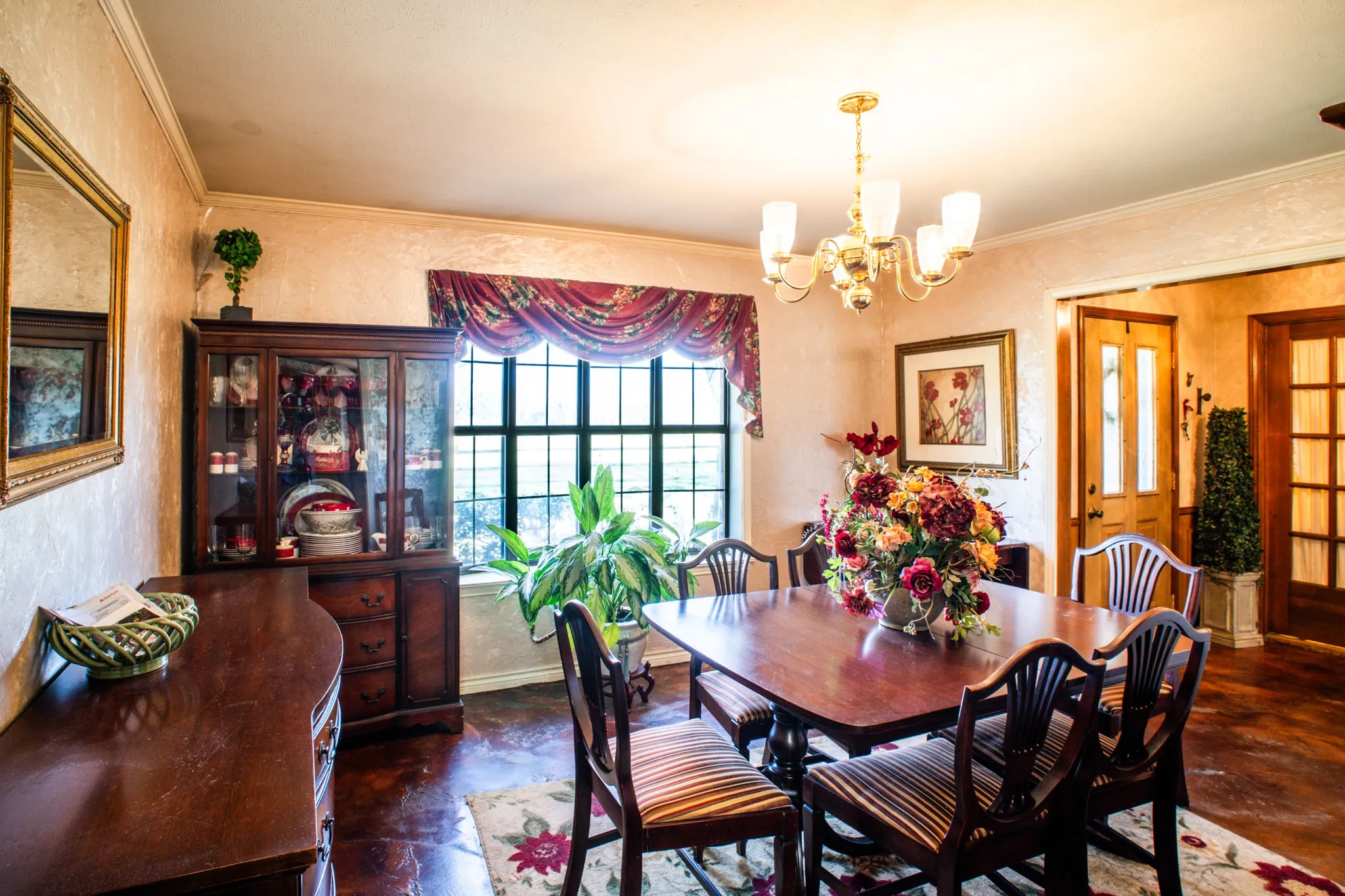 Single Family Residence For Sale in Limestone County , 141 Lcr 405, Mexia, Texas 76667, 3 Bedroom, 2 Bathroom, 2 Garage spaces, 2,841 Sqft, built in 1982, mls#20877532, Real Estate Agent in Mexia, Homes For Sale in Limestone county, Homes For Sale in Mexia, Realtor in Mexia Texas, Real Estate Brokerage Independent Realty Texas, Luminita Cordes Realtor
