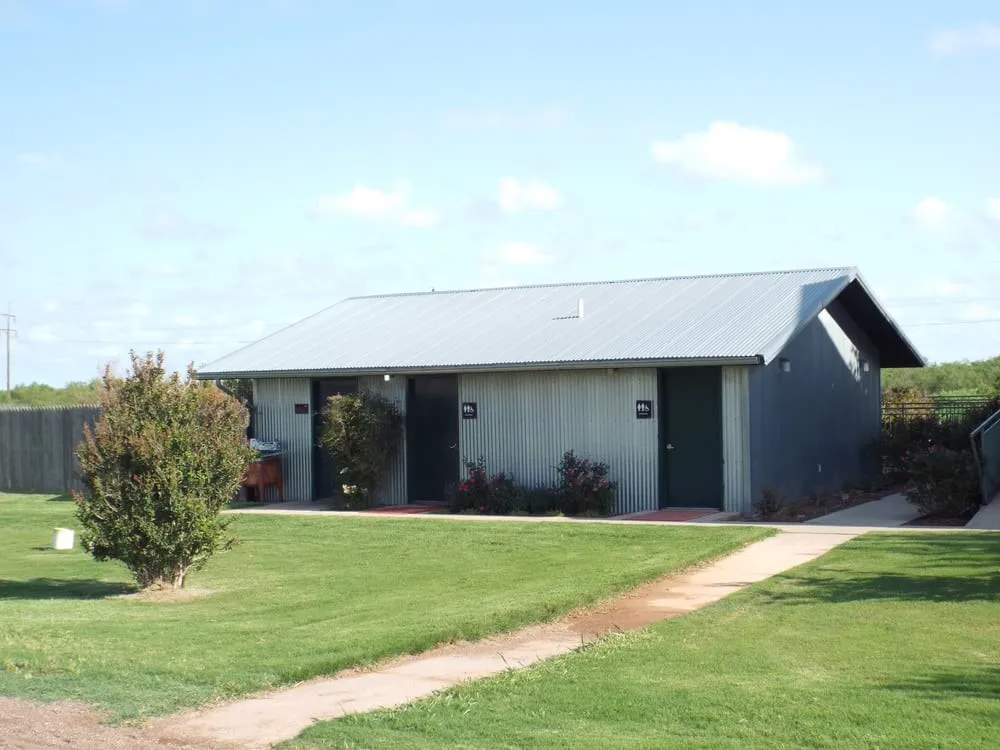 Business For Sale in Hardeman County , 230 Market Street, Quanah, Texas 79252, 0, 0, Garage spaces, 0 Sqft, built in 1990, Preowned, mls#20878296, Real Estate Agent in Quanah, Homes For Sale in Hardeman county, Homes For Sale in Quanah, Realtor in Quanah Texas, Real Estate Brokerage Independent Realty Texas, Luminita Cordes Realtor