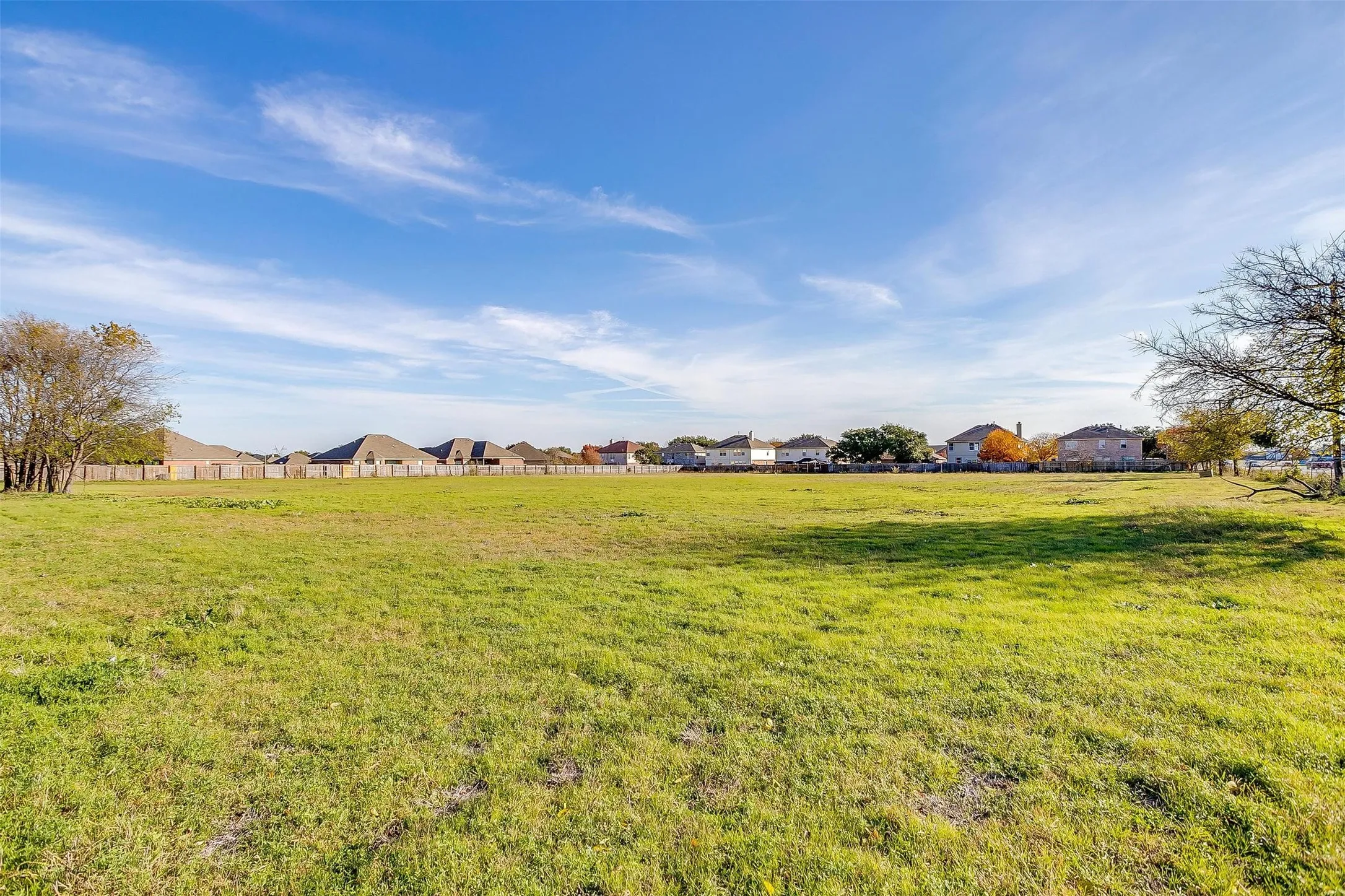 Unimproved Land For Sale in Tarrant County , 1101 E Main Street, Crowley, Texas 76036, 0, 0, Garage spaces, 0 Sqft, built in 0, Price $2,943,567, mls#20879918, Real Estate Agent in Crowley, Homes For Sale in Tarrant county, Homes For Sale in Crowley, Realtor in Crowley Texas, Real Estate Brokerage Independent Realty Texas, Luminita Cordes Realtor