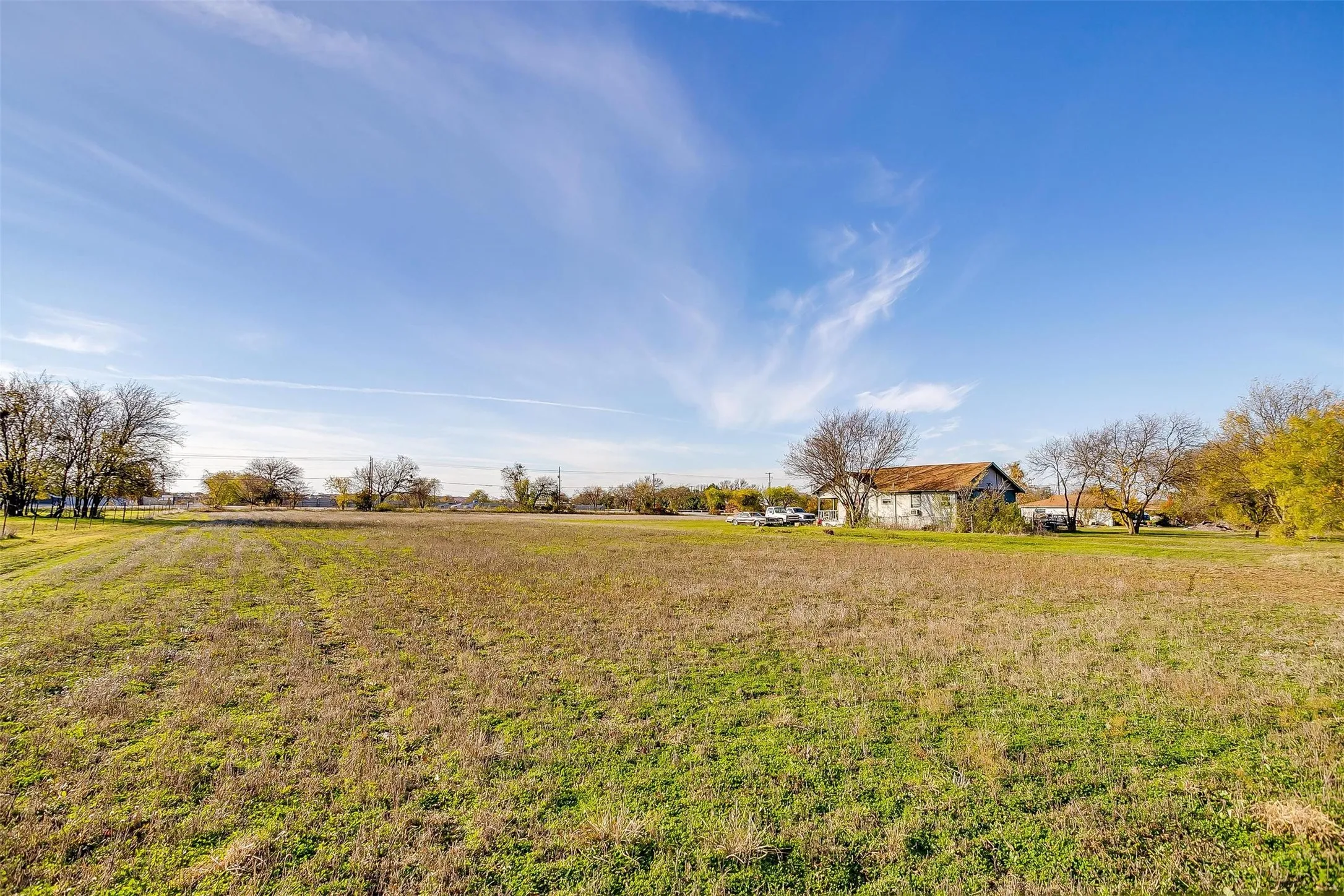 Unimproved Land For Sale in Tarrant County , 1101 E Main Street, Crowley, Texas 76036, 0, 0, Garage spaces, 0 Sqft, built in 0, Price $2,943,567, mls#20879918, Real Estate Agent in Crowley, Homes For Sale in Tarrant county, Homes For Sale in Crowley, Realtor in Crowley Texas, Real Estate Brokerage Independent Realty Texas, Luminita Cordes Realtor