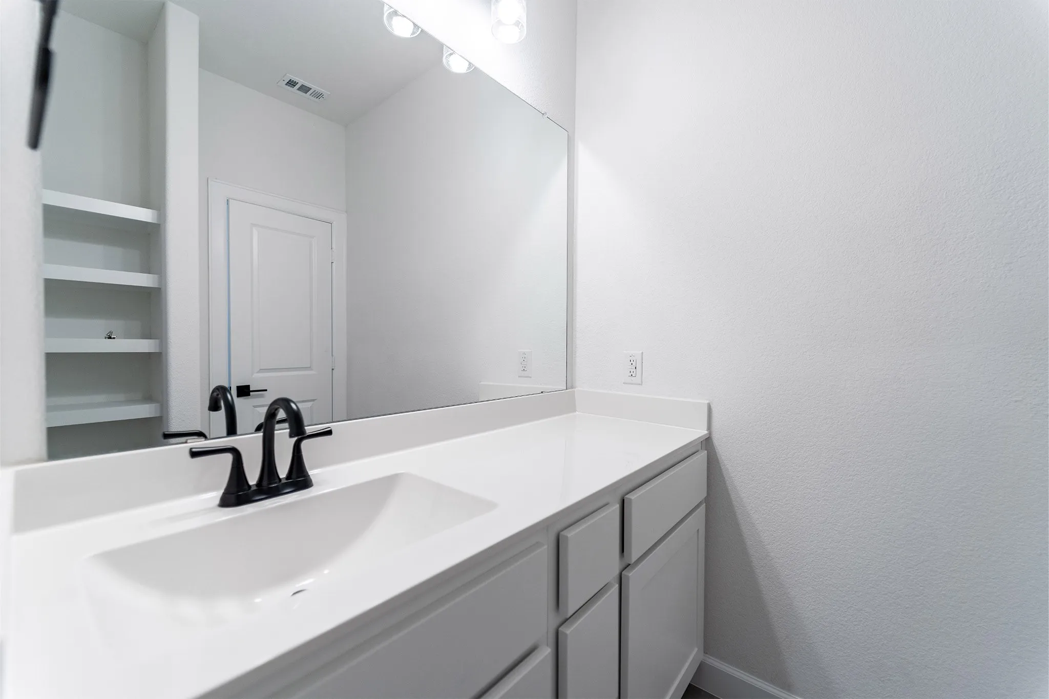 Single Family Residence For Sale in Denton County , 16421 Flatlands Way, Celina, Texas 75009, 5 Bedroom, 4 Bathroom, 3 Garage spaces, 3,688 Sqft, built in 2025, New Construction - Incomplete, mls#20885008, Real Estate Agent in Celina, Homes For Sale in Denton county, Homes For Sale in Celina, Realtor in Celina Texas, Real Estate Brokerage Independent Realty Texas, Luminita Cordes Realtor