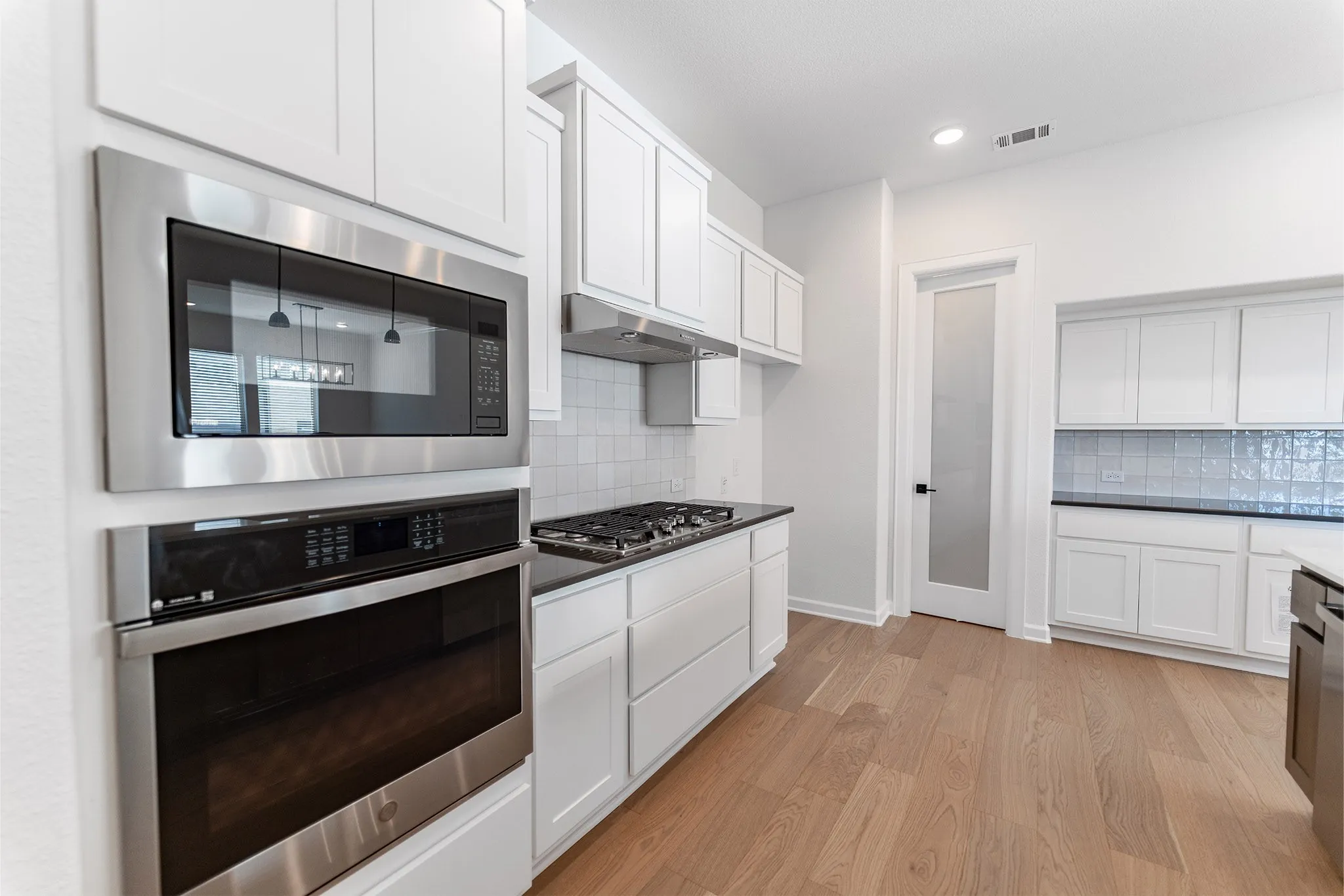 Single Family Residence For Sale in Denton County , 16421 Flatlands Way, Celina, Texas 75009, 5 Bedroom, 4 Bathroom, 3 Garage spaces, 3,688 Sqft, built in 2025, New Construction - Incomplete, mls#20885008, Real Estate Agent in Celina, Homes For Sale in Denton county, Homes For Sale in Celina, Realtor in Celina Texas, Real Estate Brokerage Independent Realty Texas, Luminita Cordes Realtor