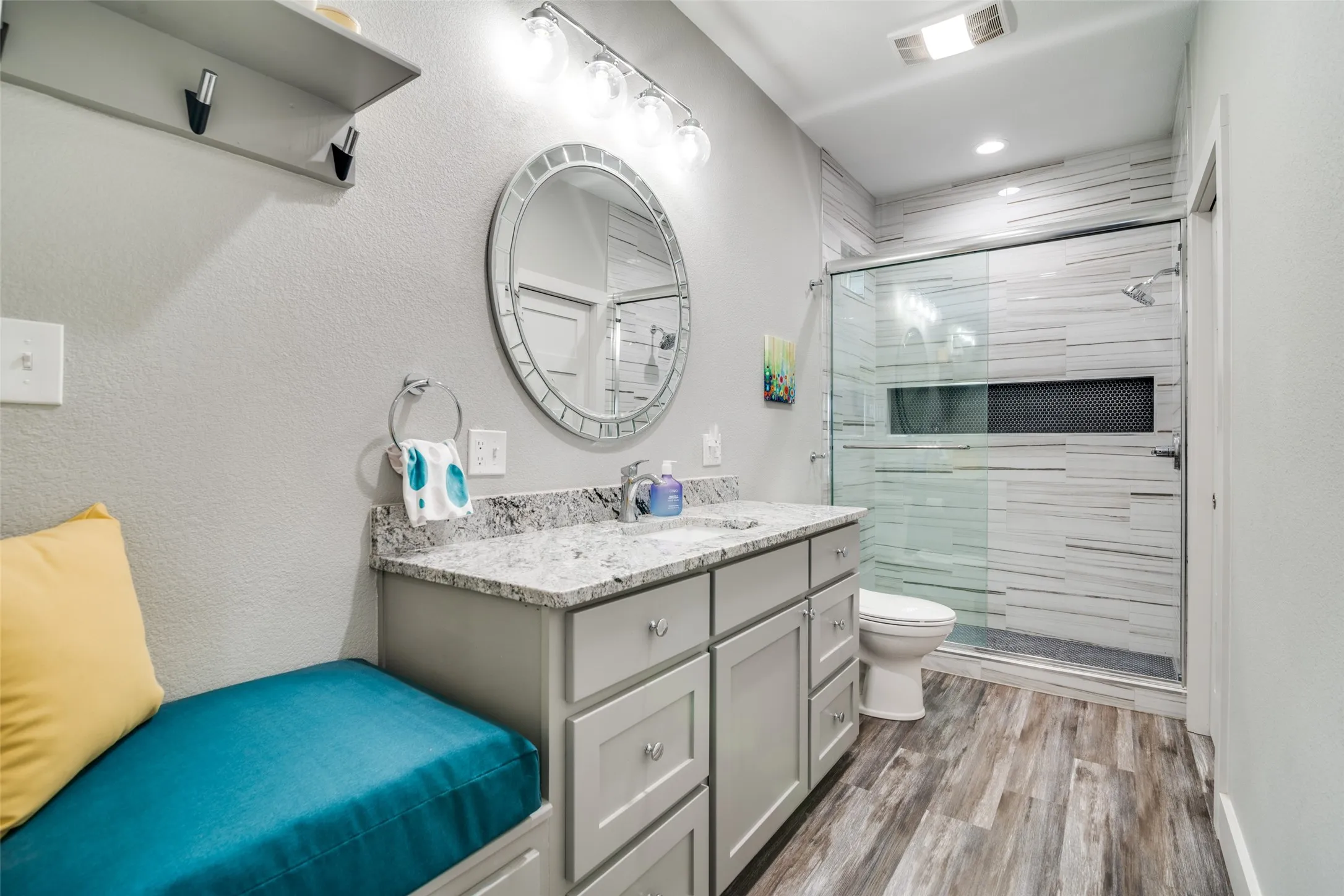 Full bathroom