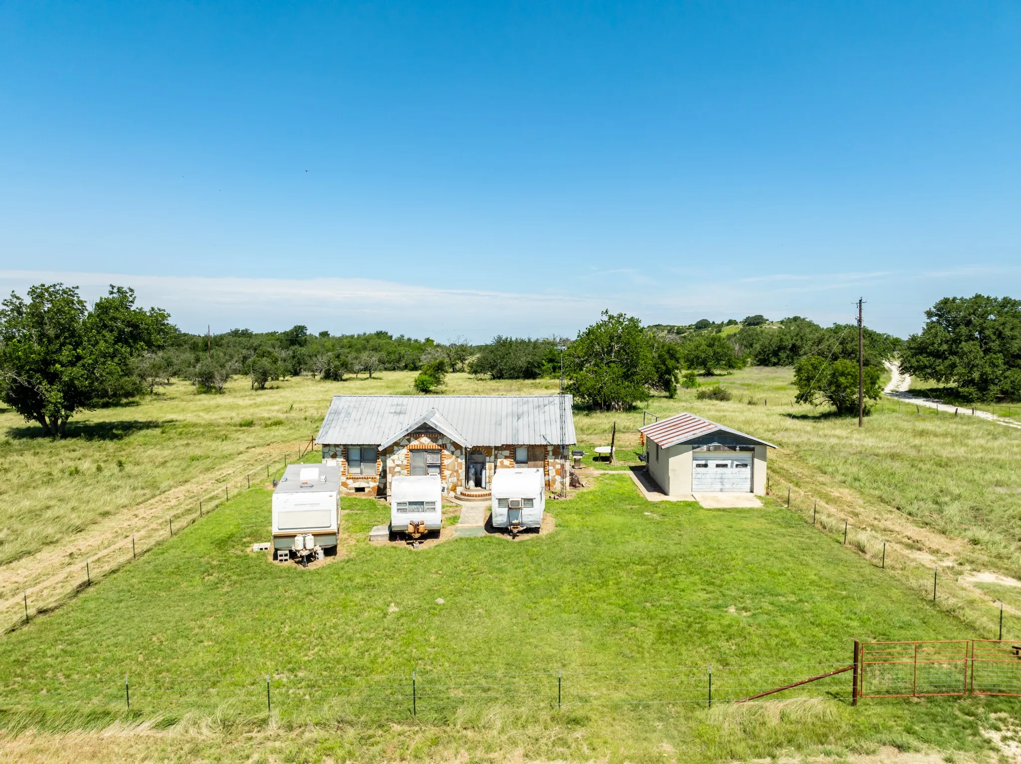 Ranch For Sale in Hamilton County , 3485 County Road 530, Evant, Texas 76525, 0, 0, Garage spaces, 0 Sqft, built in 1925, mls#20885631, Real Estate Agent in Evant, Homes For Sale in Hamilton county, Homes For Sale in Evant, Realtor in Evant Texas, Real Estate Brokerage Independent Realty Texas, Luminita Cordes Realtor