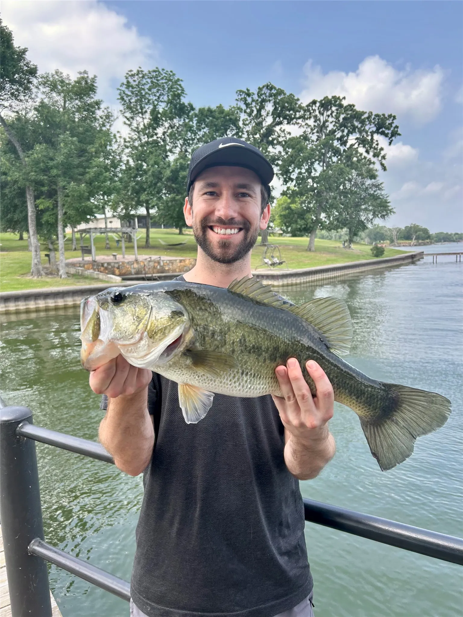 Bass on!