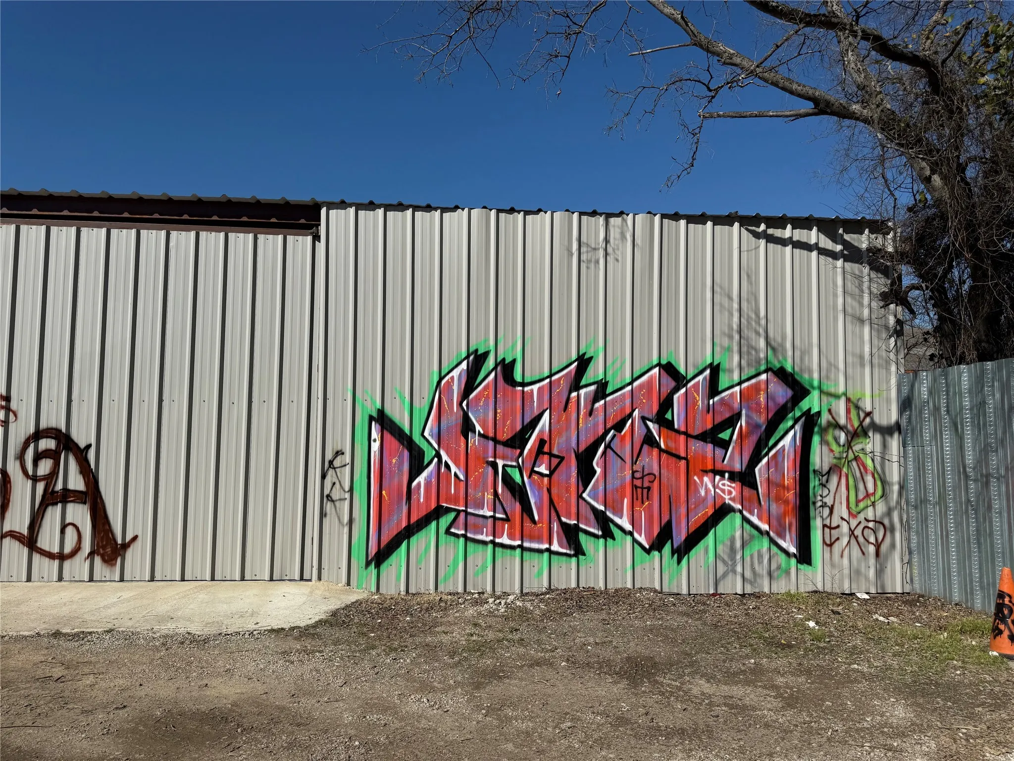 Warehouse For Sale in Dallas County , 4107 Urban Avenue, Dallas, Texas 75227, 0, 0, Garage spaces, 0 Sqft, built in 1960, Preowned, Price $450,000, mls#20880994, Real Estate Agent in Dallas, Homes For Sale in Dallas county, Homes For Sale in Dallas, Realtor in Dallas Texas, Real Estate Brokerage Independent Realty Texas, Luminita Cordes Realtor