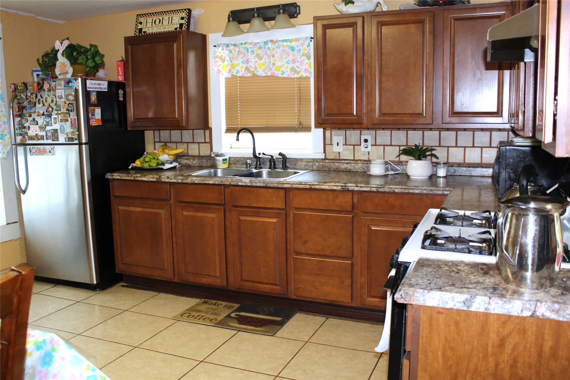 Single Family Residence For Sale in Erath County , 1090 N Race Street, Stephenville, Texas 76401, 4 Bedroom, 2 Bathroom, Garage spaces, 1,894 Sqft, built in 1960, mls#20887648, Real Estate Agent in Stephenville, Homes For Sale in Erath county, Homes For Sale in Stephenville, Realtor in Stephenville Texas, Real Estate Brokerage Independent Realty Texas, Luminita Cordes Realtor