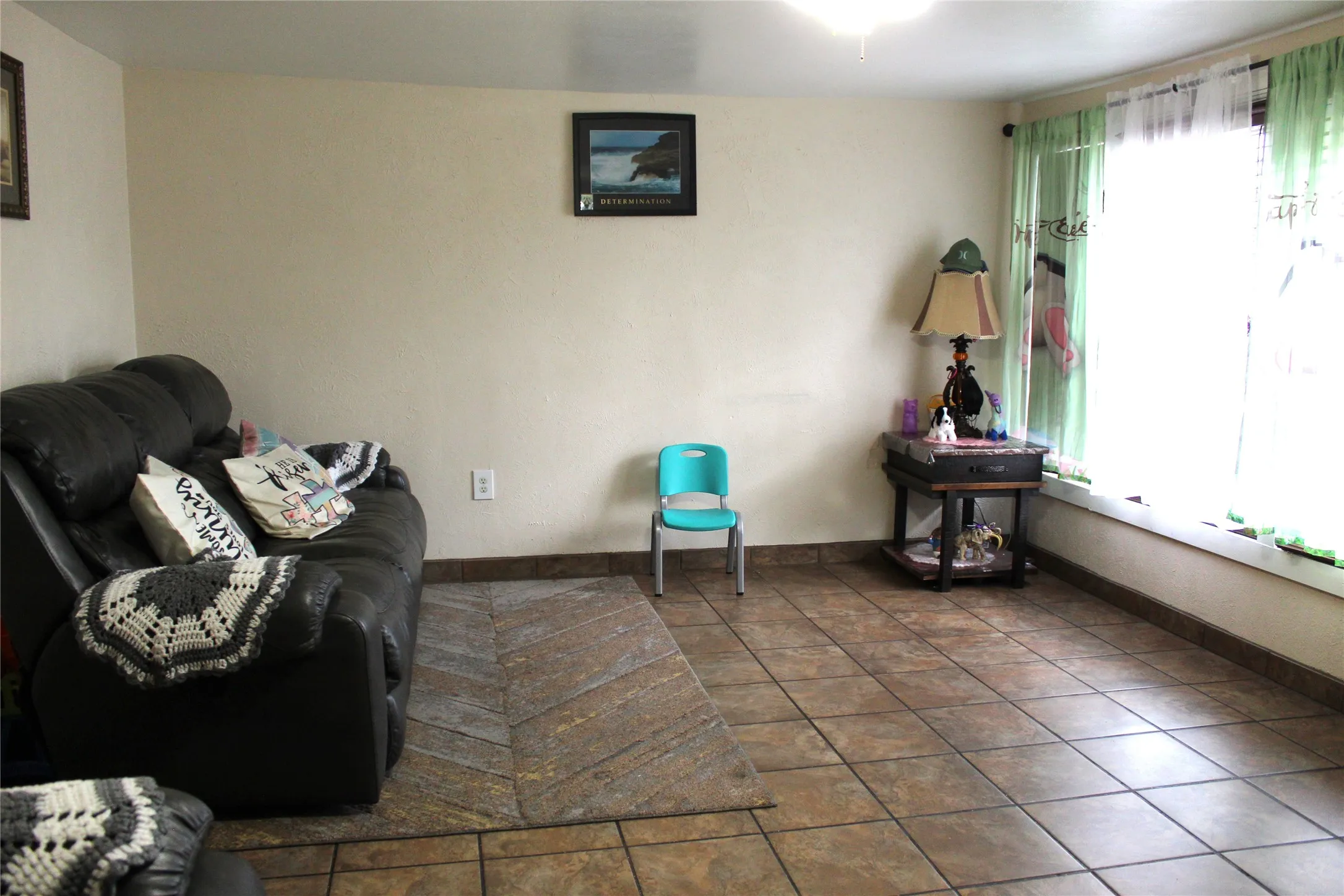 Single Family Residence For Sale in Erath County , 1090 N Race Street, Stephenville, Texas 76401, 4 Bedroom, 2 Bathroom, Garage spaces, 1,894 Sqft, built in 1960, mls#20887648, Real Estate Agent in Stephenville, Homes For Sale in Erath county, Homes For Sale in Stephenville, Realtor in Stephenville Texas, Real Estate Brokerage Independent Realty Texas, Luminita Cordes Realtor