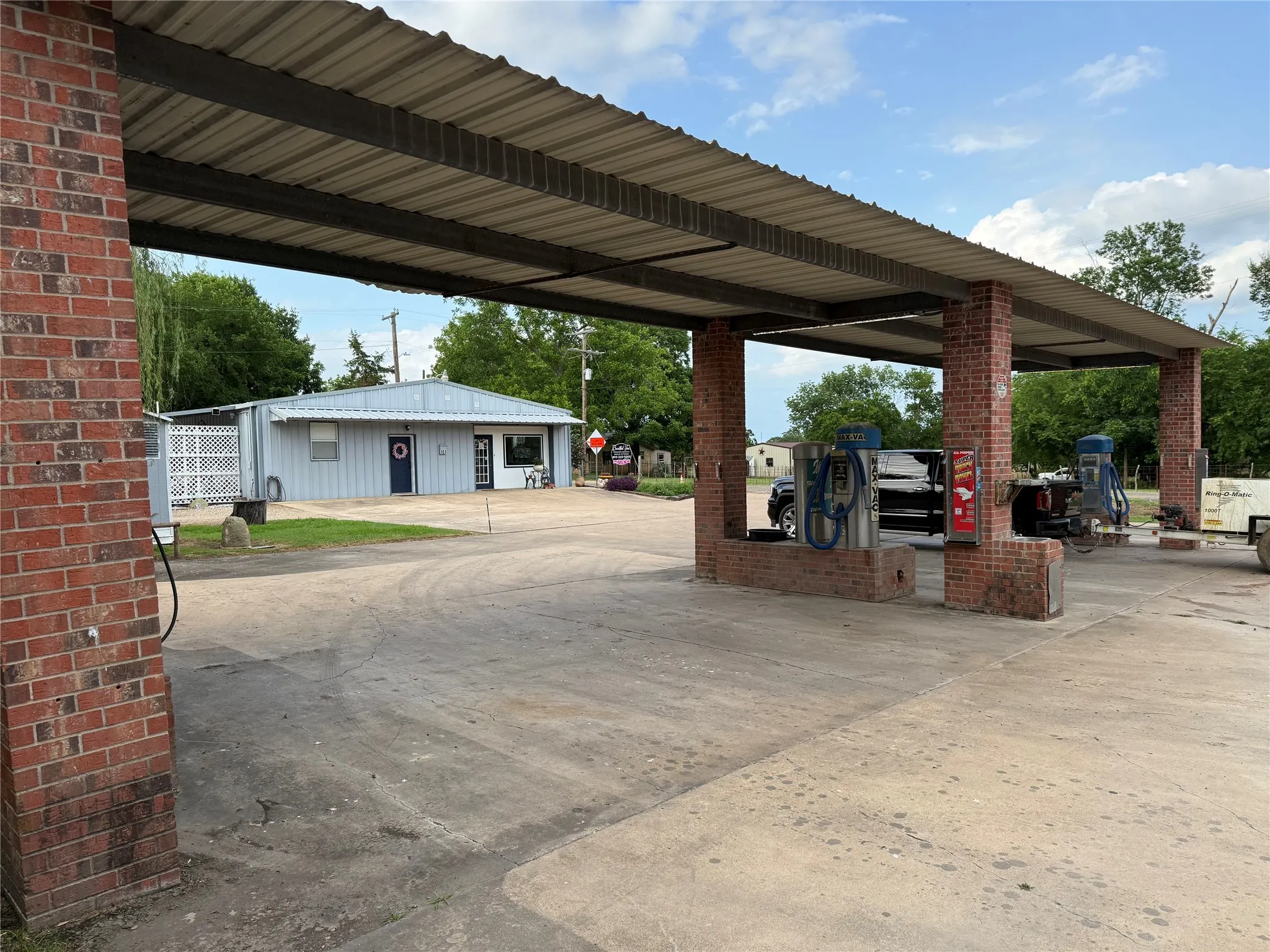 Business For Sale in Delta County , 1201 W Dallas Avenue, Cooper, Texas 75432, 0, 0, Garage spaces, 0 Sqft, built in 0, Preowned, mls#20887093, Real Estate Agent in Cooper, Homes For Sale in Delta county, Homes For Sale in Cooper, Realtor in Cooper Texas, Real Estate Brokerage Independent Realty Texas, Luminita Cordes Realtor