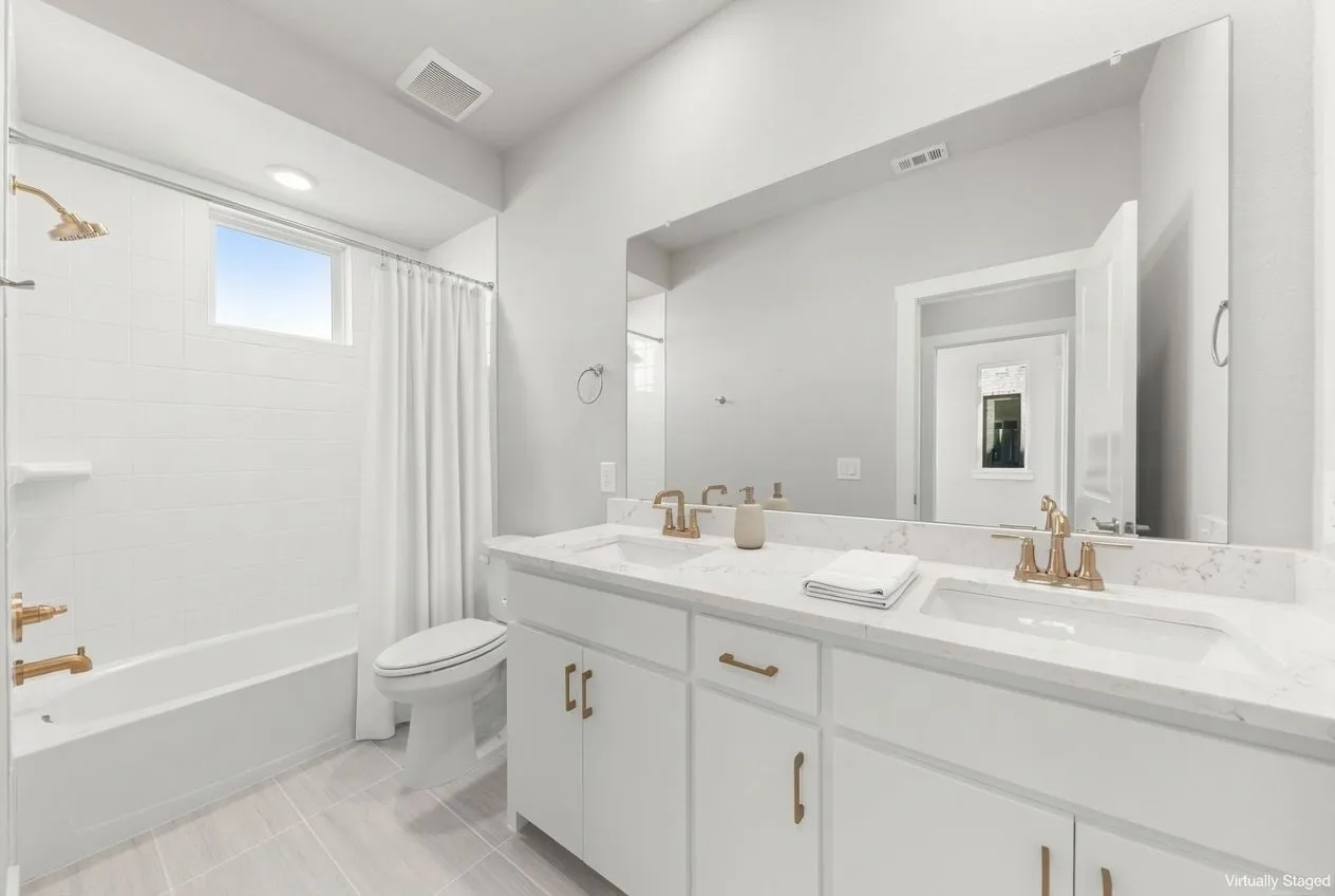 2013 Aldrich Mews bath 2 Catalapa (7)