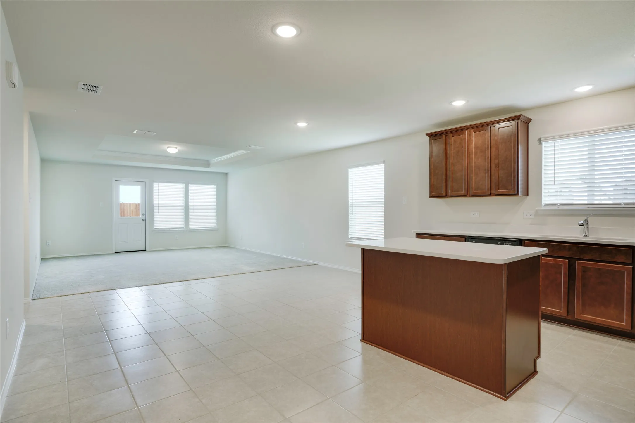 Single Family Residence For Sale in Kaufman County , 1617 Drasco Drive, Forney, Texas 75126, 4 Bedroom, 3 Bathroom, 2 Garage spaces, 1,941 Sqft, built in 2021, Preowned, Price $300,000, mls#20867512, Real Estate Agent in Forney, Homes For Sale in Kaufman county, Homes For Sale in Forney, Realtor in Forney Texas, Real Estate Brokerage Independent Realty Texas, Luminita Cordes Realtor