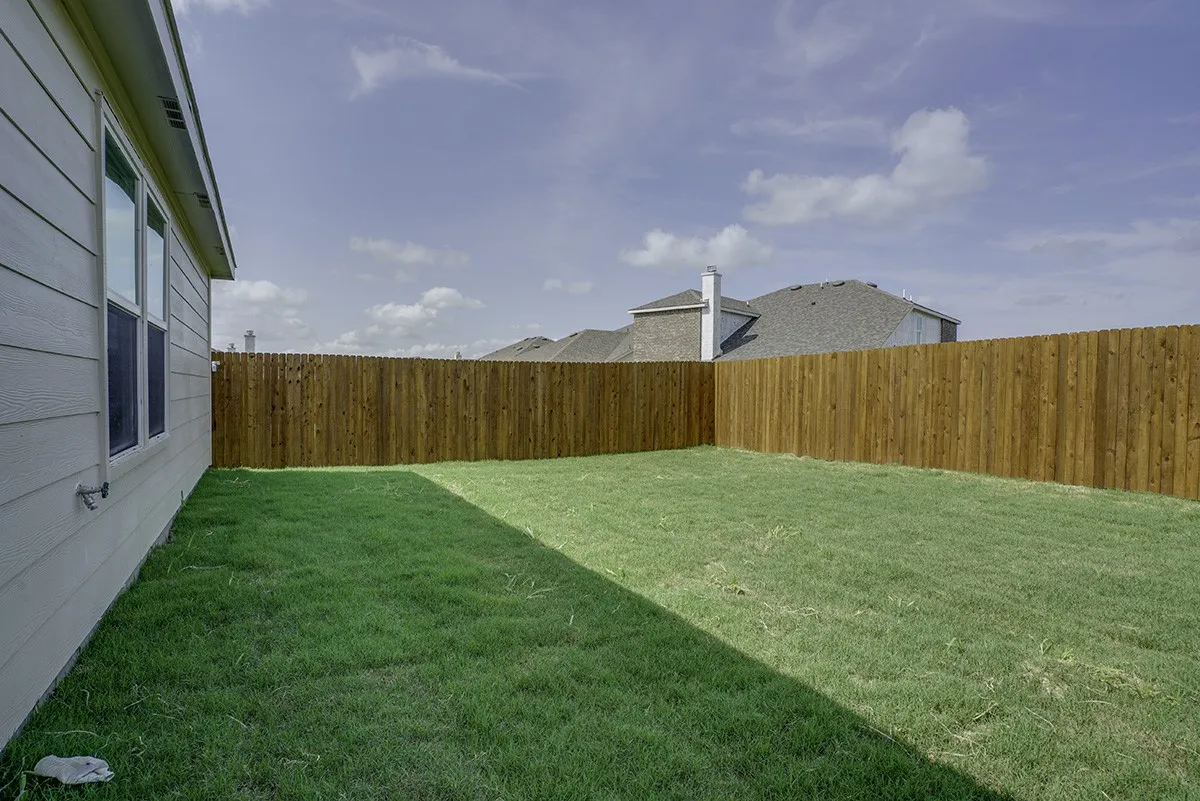 Single Family Residence For Sale in Kaufman County , 1617 Drasco Drive, Forney, Texas 75126, 4 Bedroom, 3 Bathroom, 2 Garage spaces, 1,941 Sqft, built in 2021, Preowned, Price $300,000, mls#20867512, Real Estate Agent in Forney, Homes For Sale in Kaufman county, Homes For Sale in Forney, Realtor in Forney Texas, Real Estate Brokerage Independent Realty Texas, Luminita Cordes Realtor