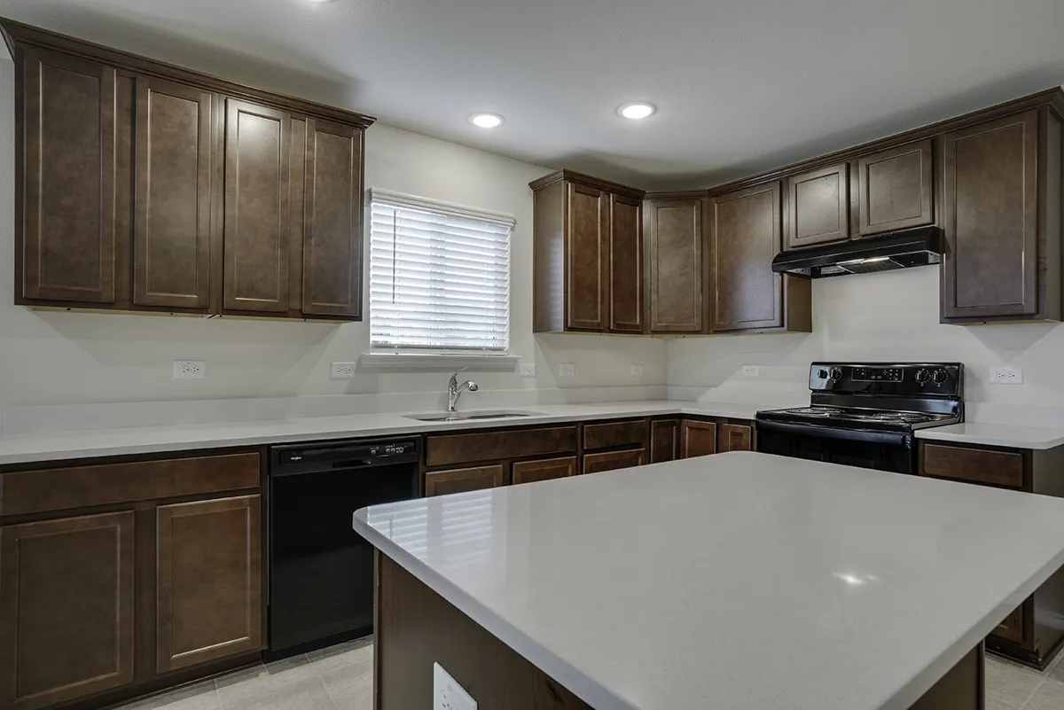 Single Family Residence For Sale in Kaufman County , 1617 Drasco Drive, Forney, Texas 75126, 4 Bedroom, 3 Bathroom, 2 Garage spaces, 1,941 Sqft, built in 2021, Preowned, Price $300,000, mls#20867512, Real Estate Agent in Forney, Homes For Sale in Kaufman county, Homes For Sale in Forney, Realtor in Forney Texas, Real Estate Brokerage Independent Realty Texas, Luminita Cordes Realtor