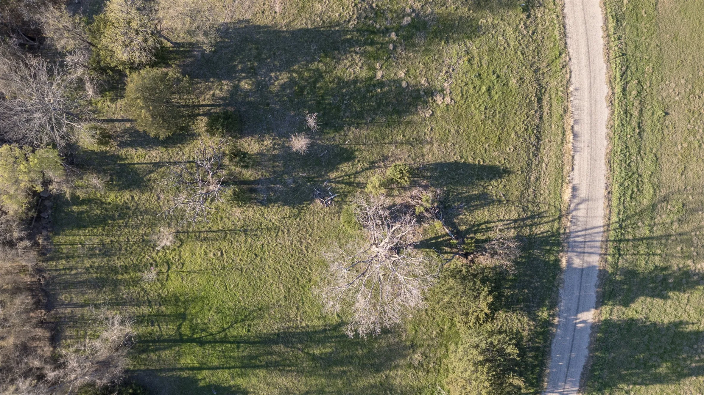 Unimproved Land For Sale in Hunt County , 2077 Bluffview Lane, Lone Oak, Texas 75453, 0, 0, Garage spaces, 0 Sqft, built in 0, mls#20876413, Real Estate Agent in Lone Oak, Homes For Sale in Hunt county, Homes For Sale in Lone Oak, Realtor in Lone Oak Texas, Real Estate Brokerage Independent Realty Texas, Luminita Cordes Realtor